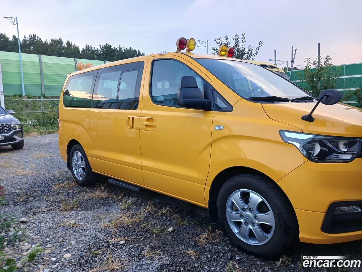 Starex Hyundai 2019.3-OUTER-003