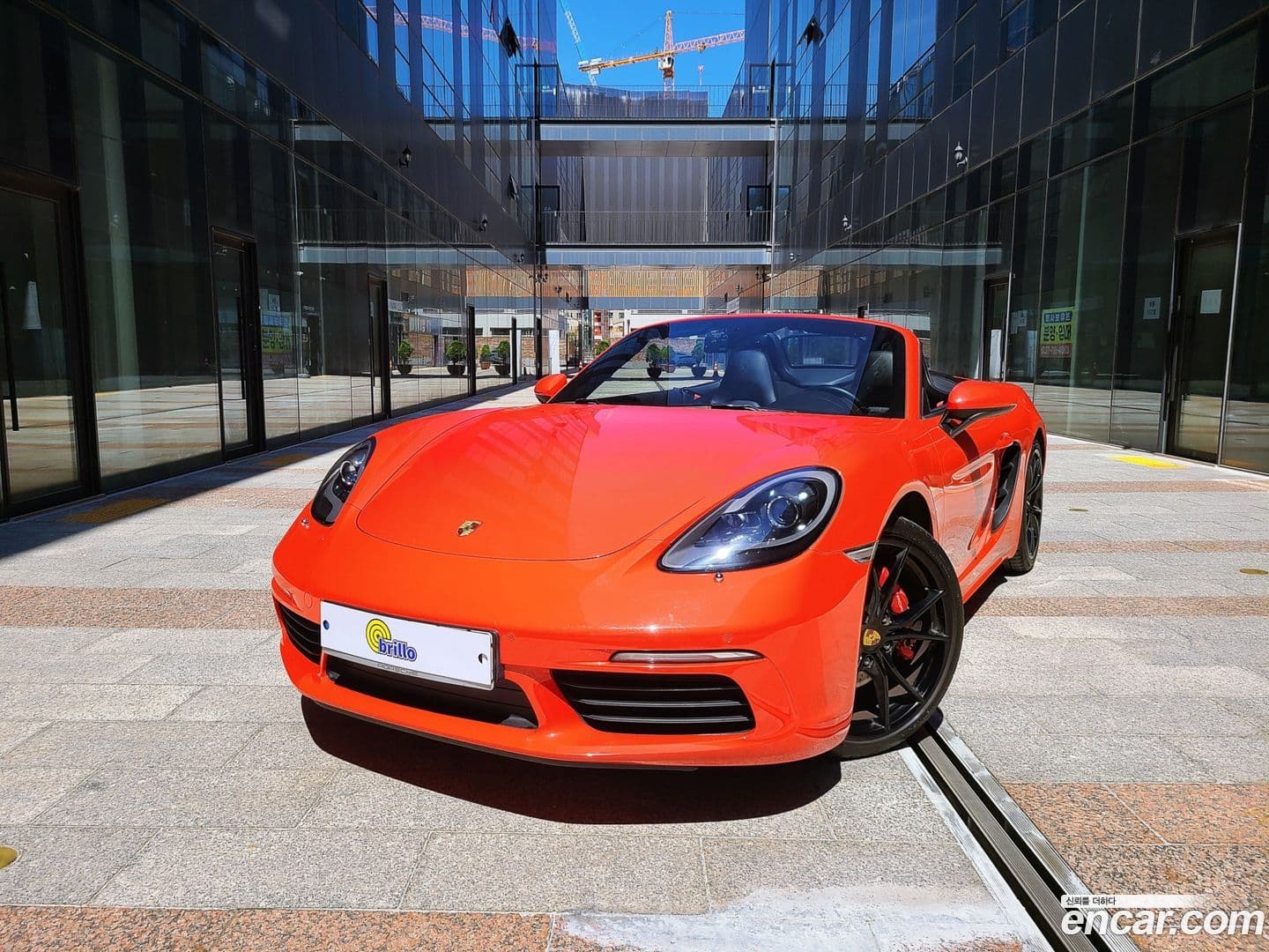 Main__Slider__Photo:718 Porsche 2016.8-0