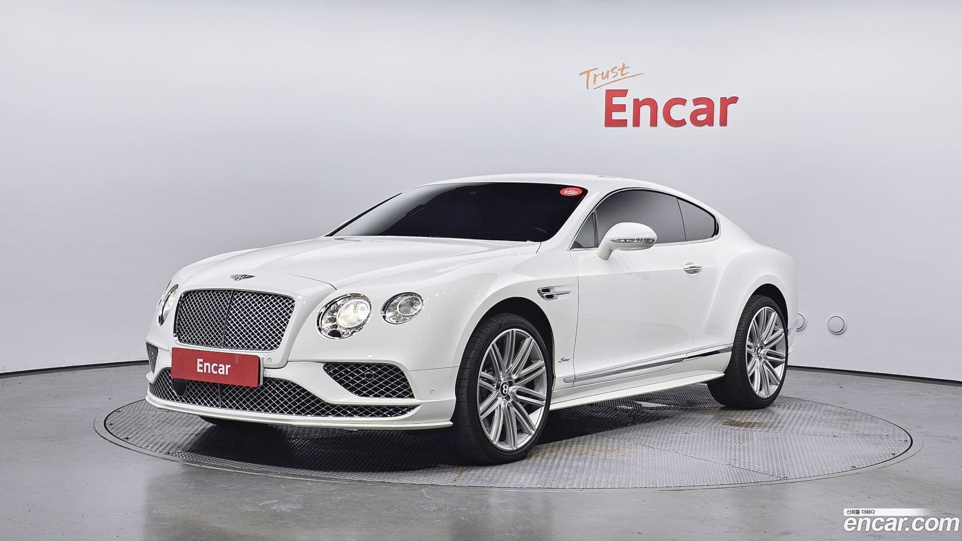 Main__Slider__Photo:Continental Bentley 2015.11-0