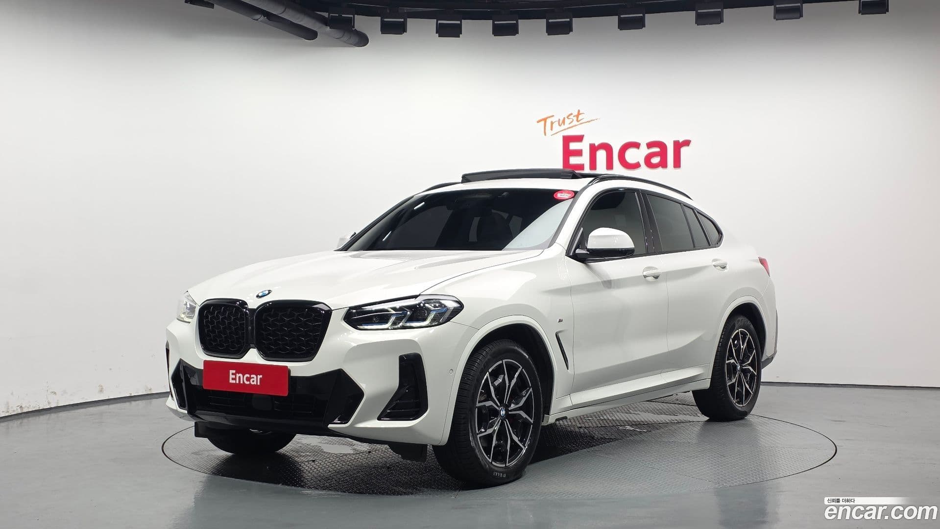 Main__Slider__Photo:X4 BMW 2023.2-0