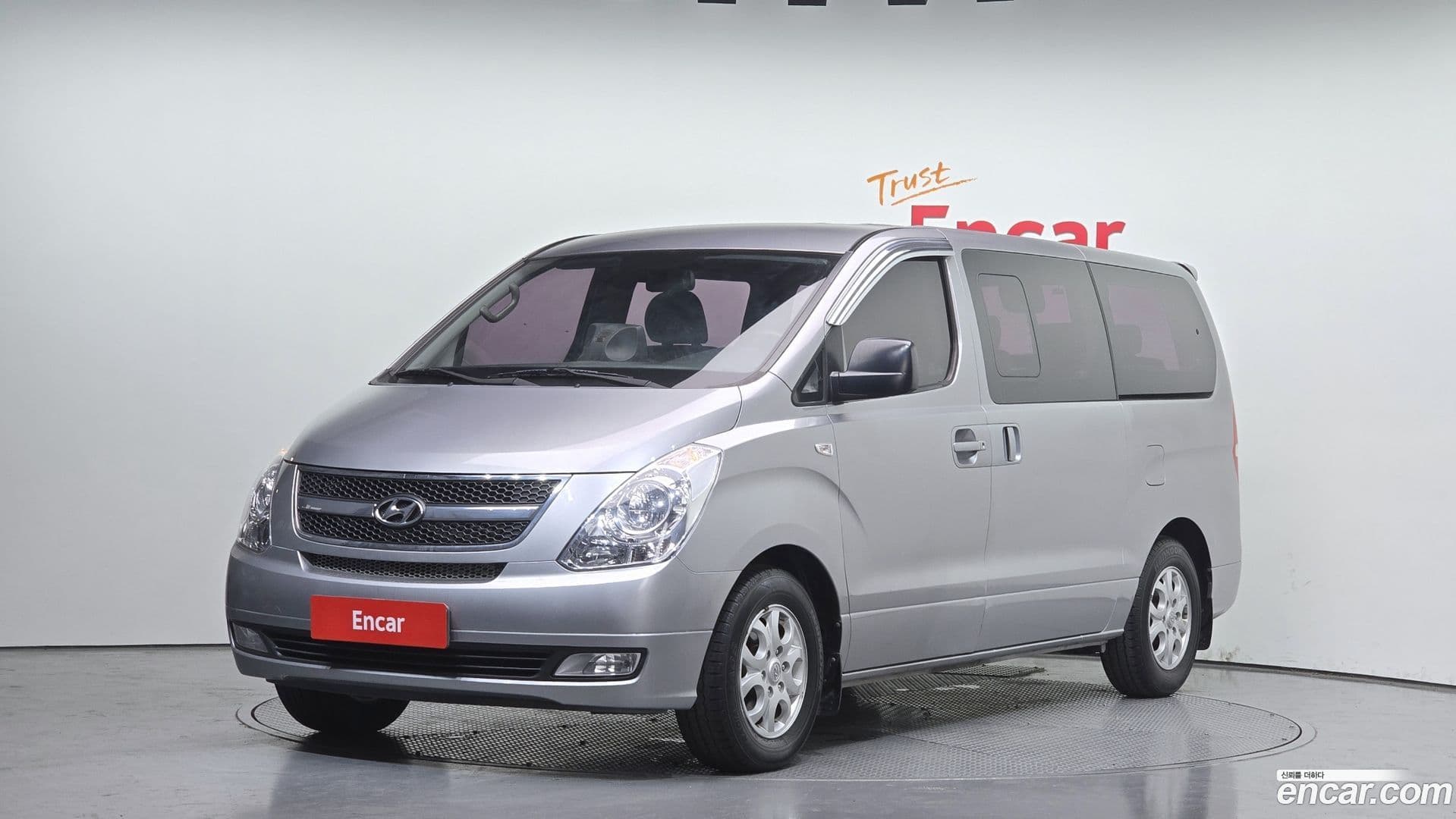 Main__Slider__Photo:Starex Hyundai 2015.5-0