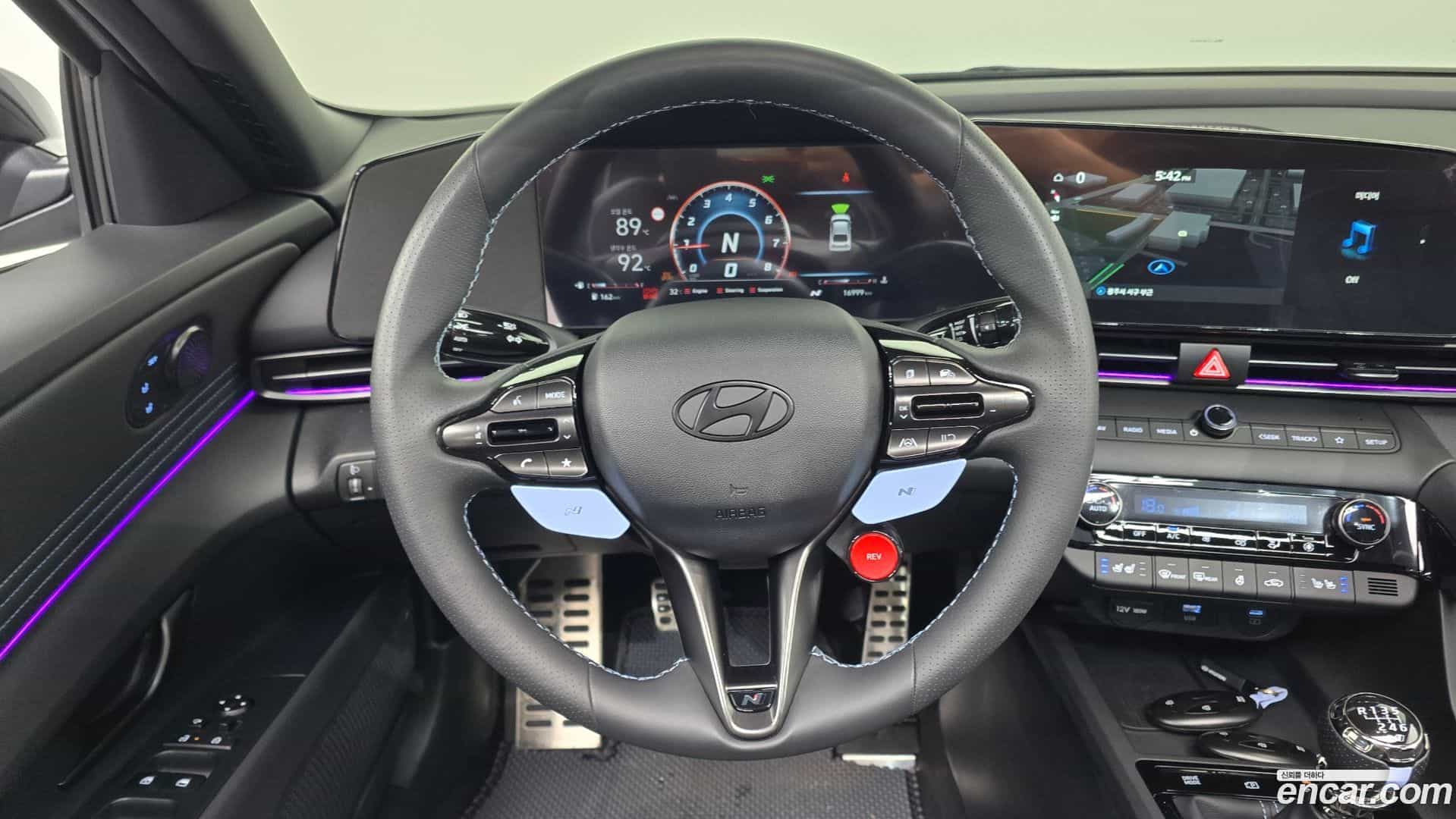 AVANTE Hyundai 2024.11-OPTION-017