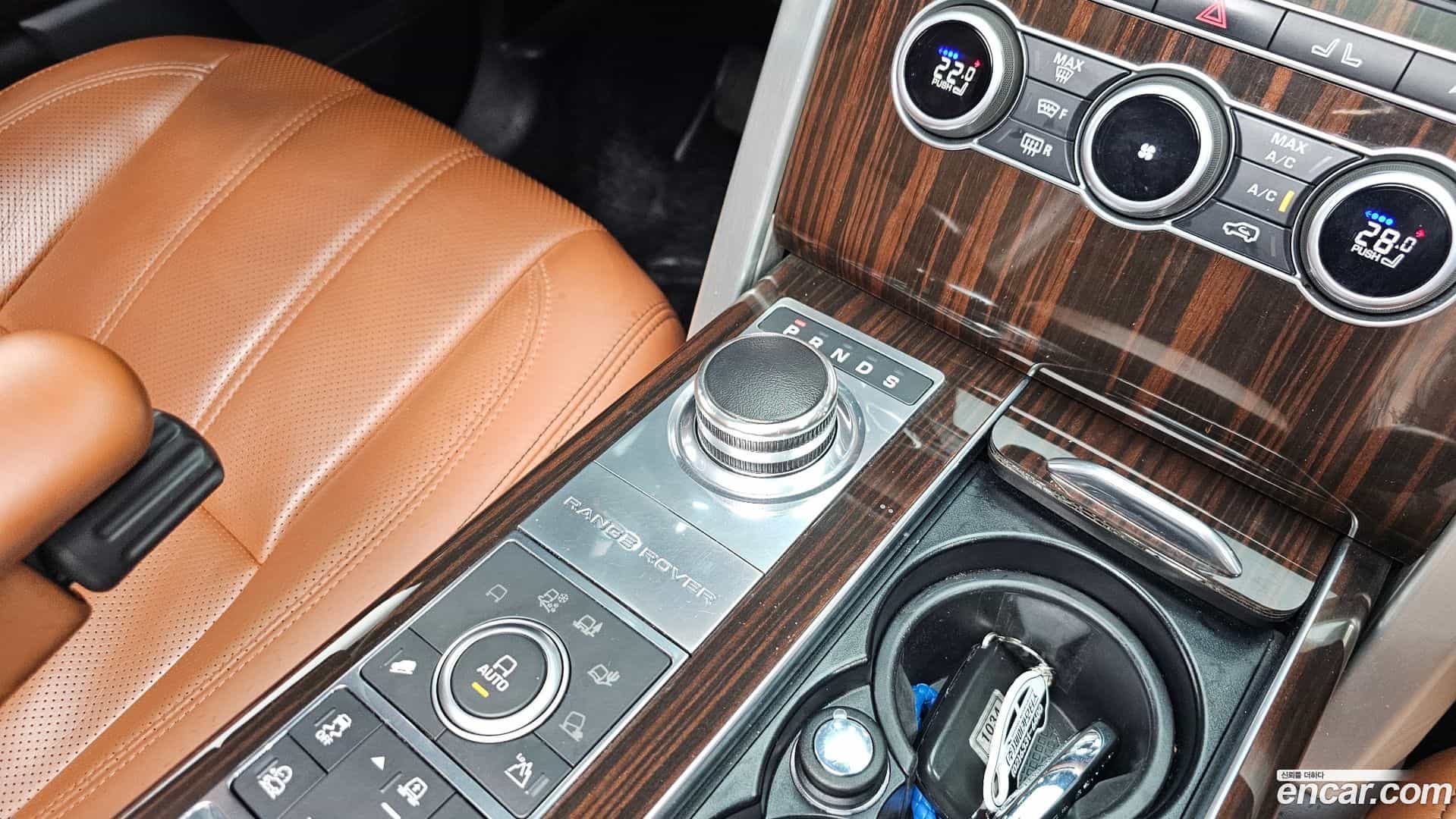 Range Rover Land Rover 2015.11-INNER-009