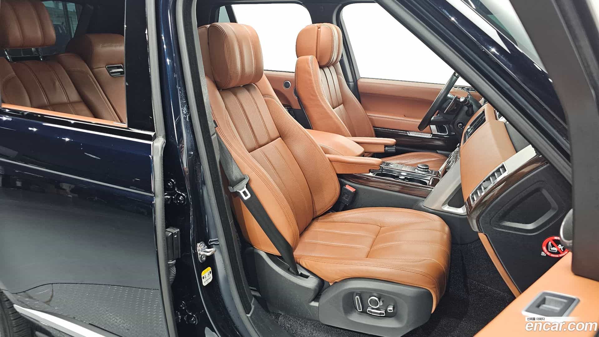 Range Rover Land Rover 2015.11-INNER-010
