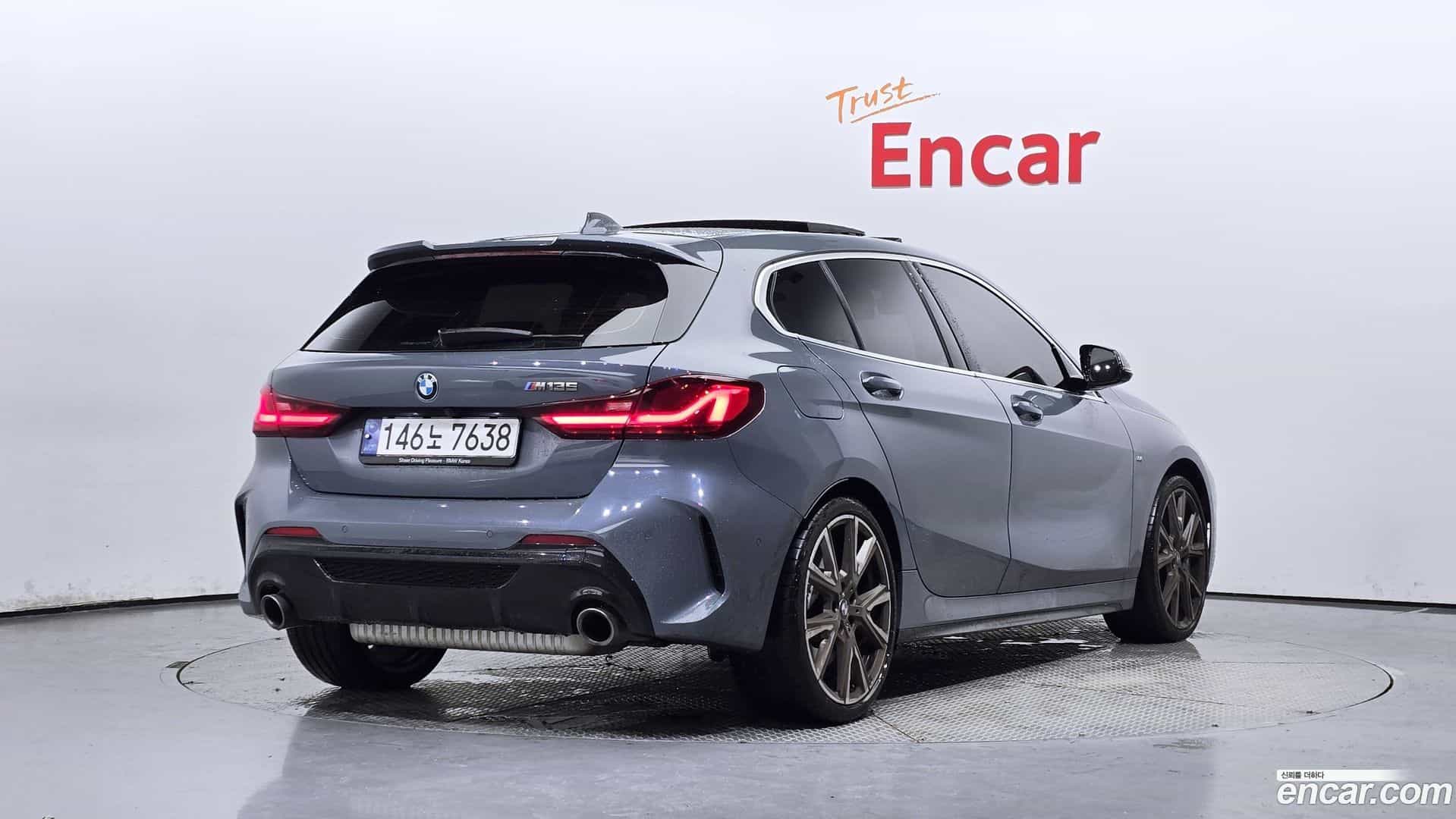 1-Series BMW 2023.9-OUTER-002