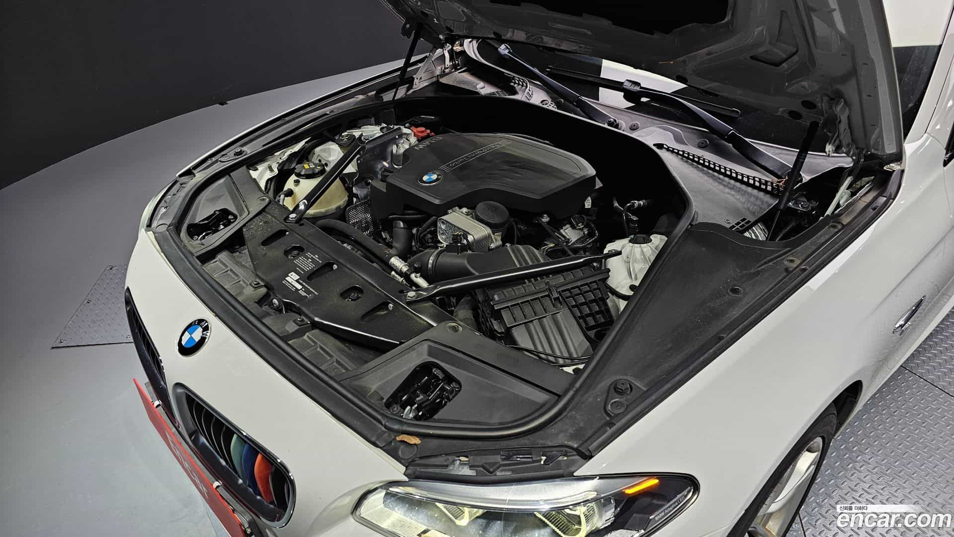 5-Series BMW 2016.9-INNER-006