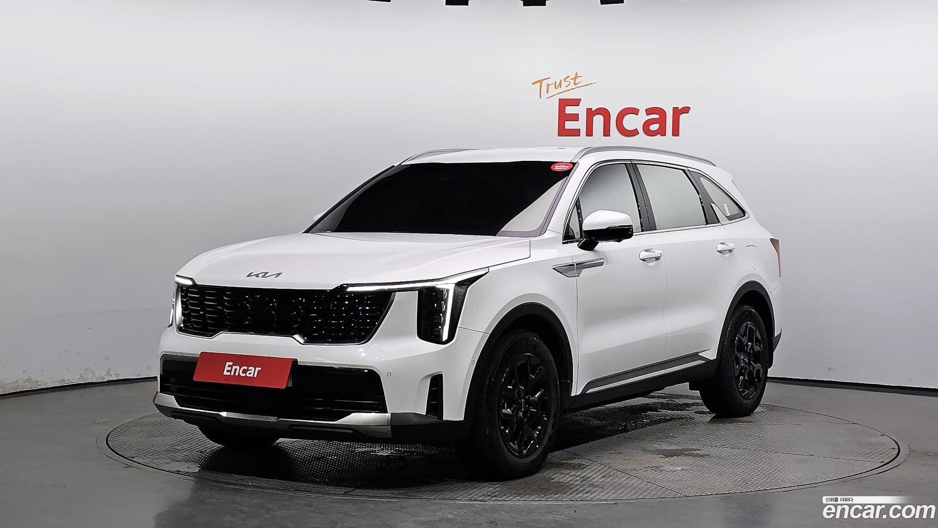 Main__Slider__Photo:Sorento Kia 2023.8-0