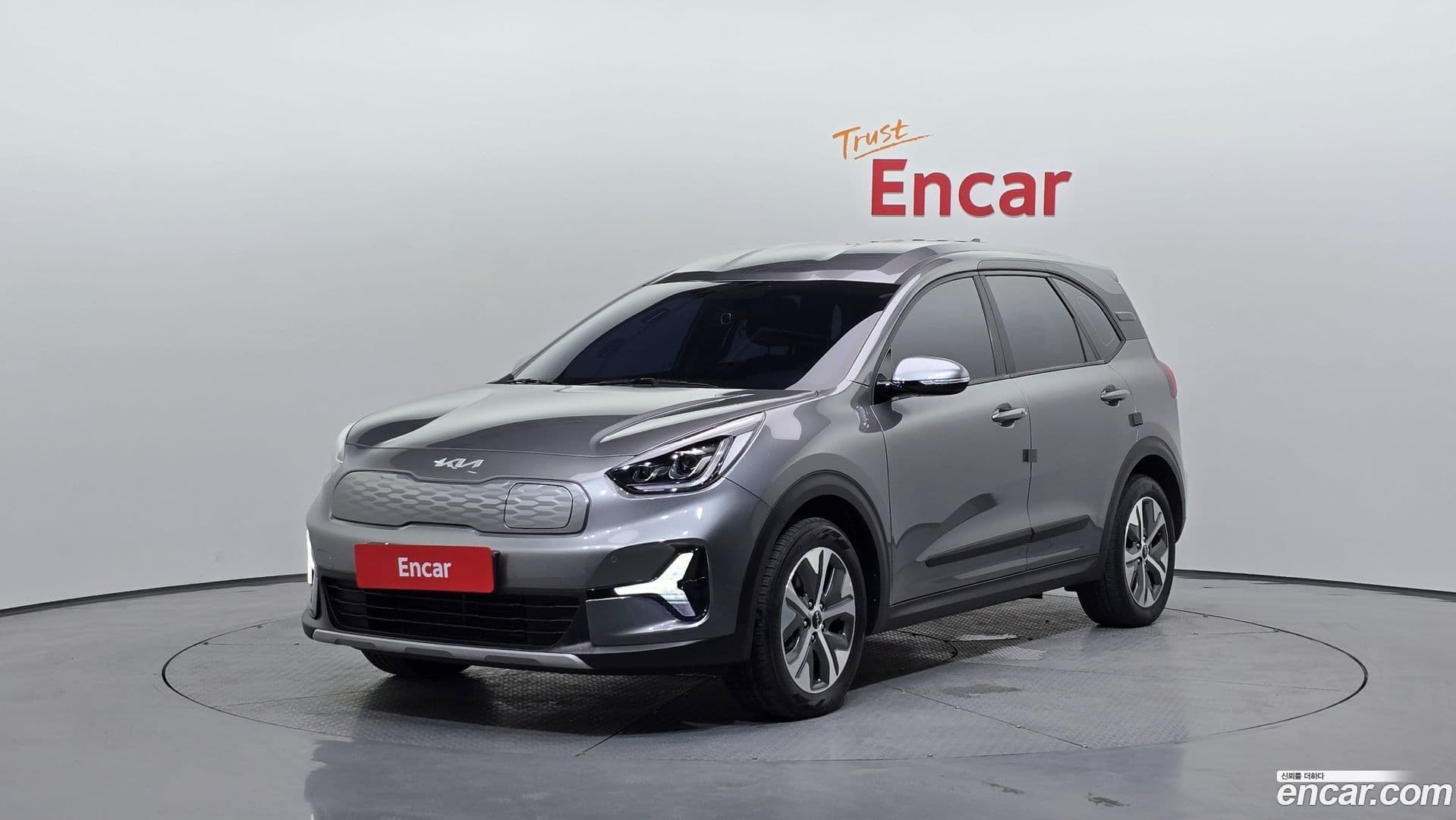 Main__Slider__Photo:Niro Kia 2022.8-0