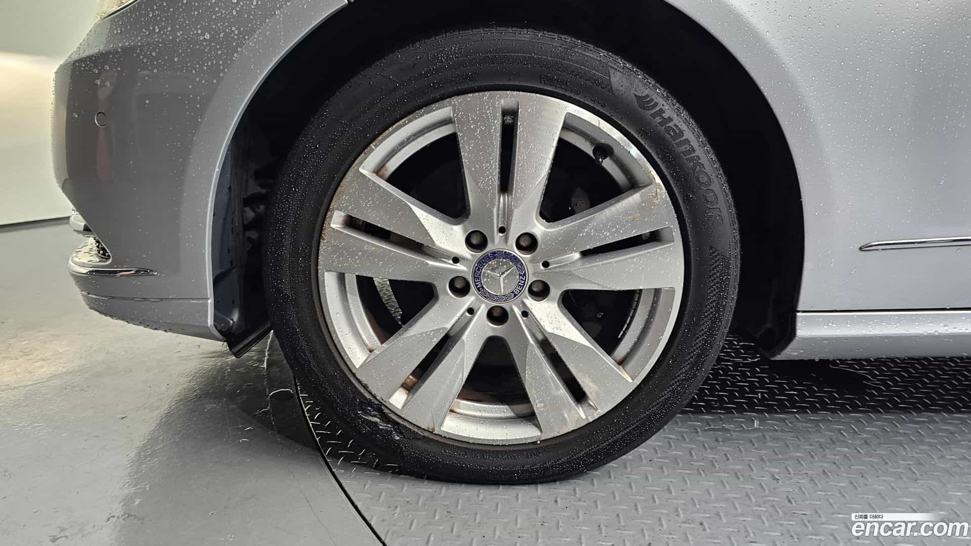 E-Class Mercedes-Benz 2013.2-OUTER-005