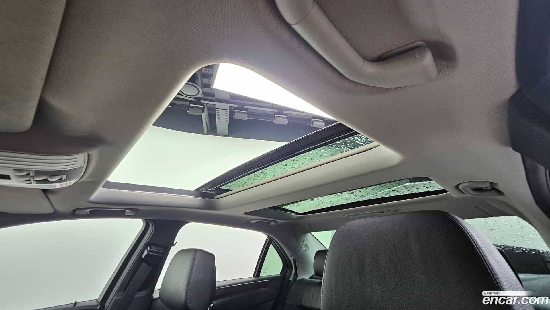 E-Class Mercedes-Benz 2013.2-OPTION-024