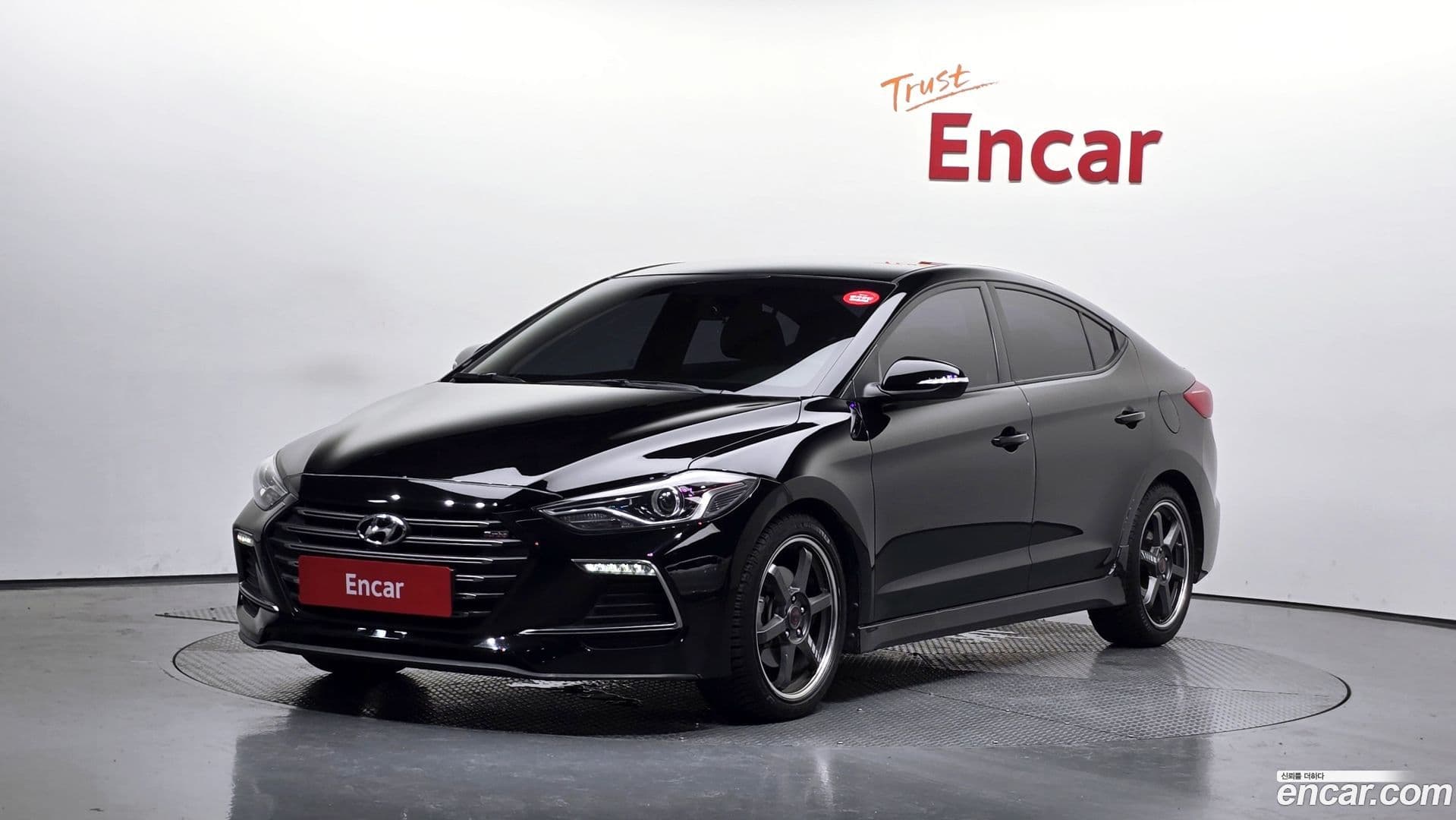 Main__Slider__Photo:AVANTE Hyundai 2017.8-0