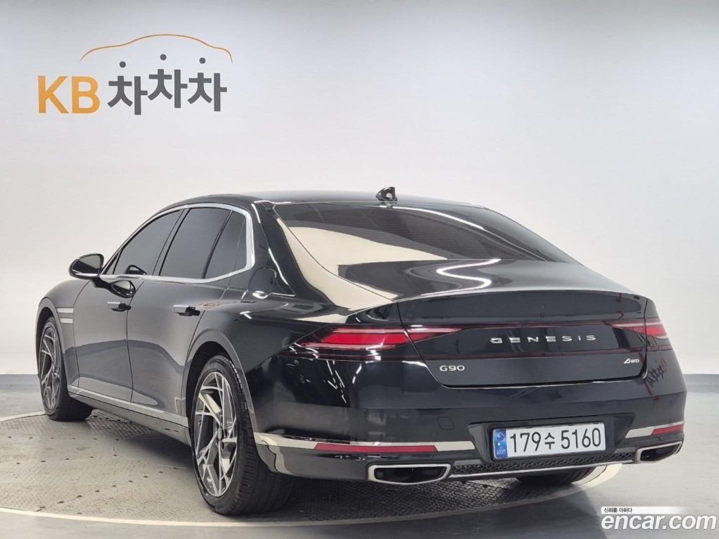 Main__Slider__Photo:G90 Genesis 2022.7-0