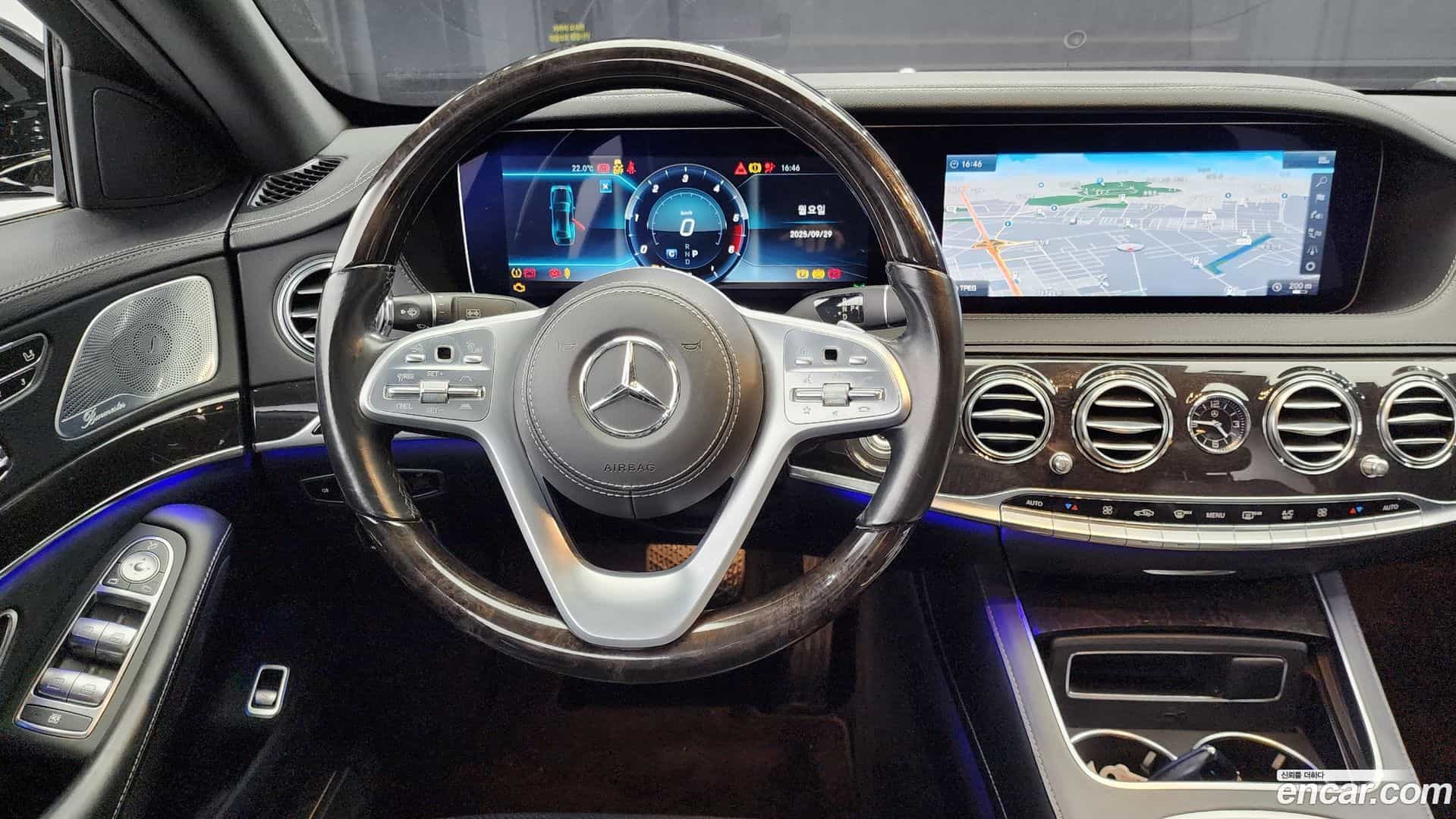 S-Class Mercedes-Benz 2017.8-OPTION-017
