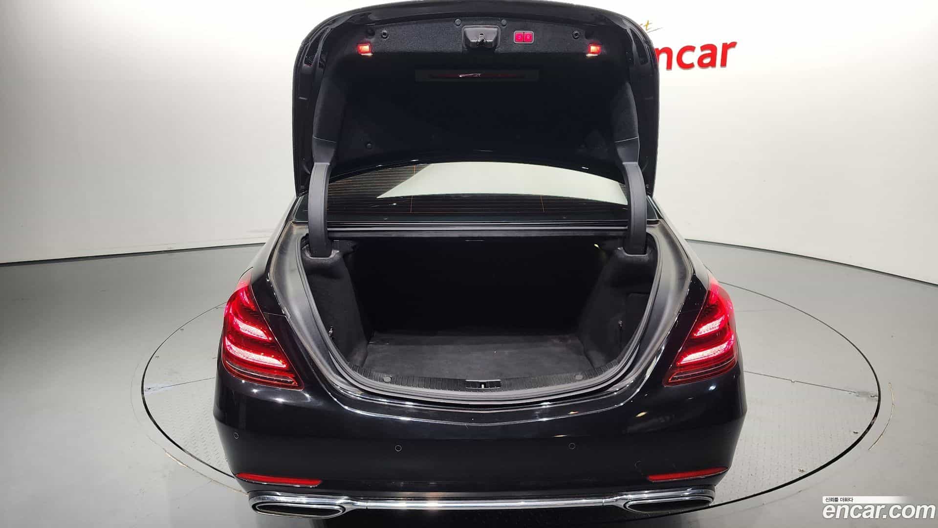 S-Class Mercedes-Benz 2017.8-OPTION-024