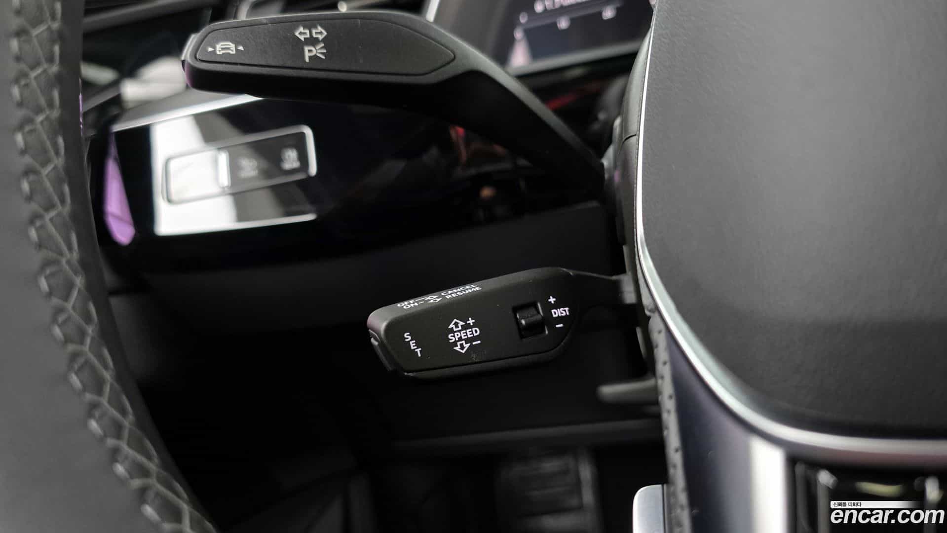 e-tron Audi 2023.11-OPTION-020
