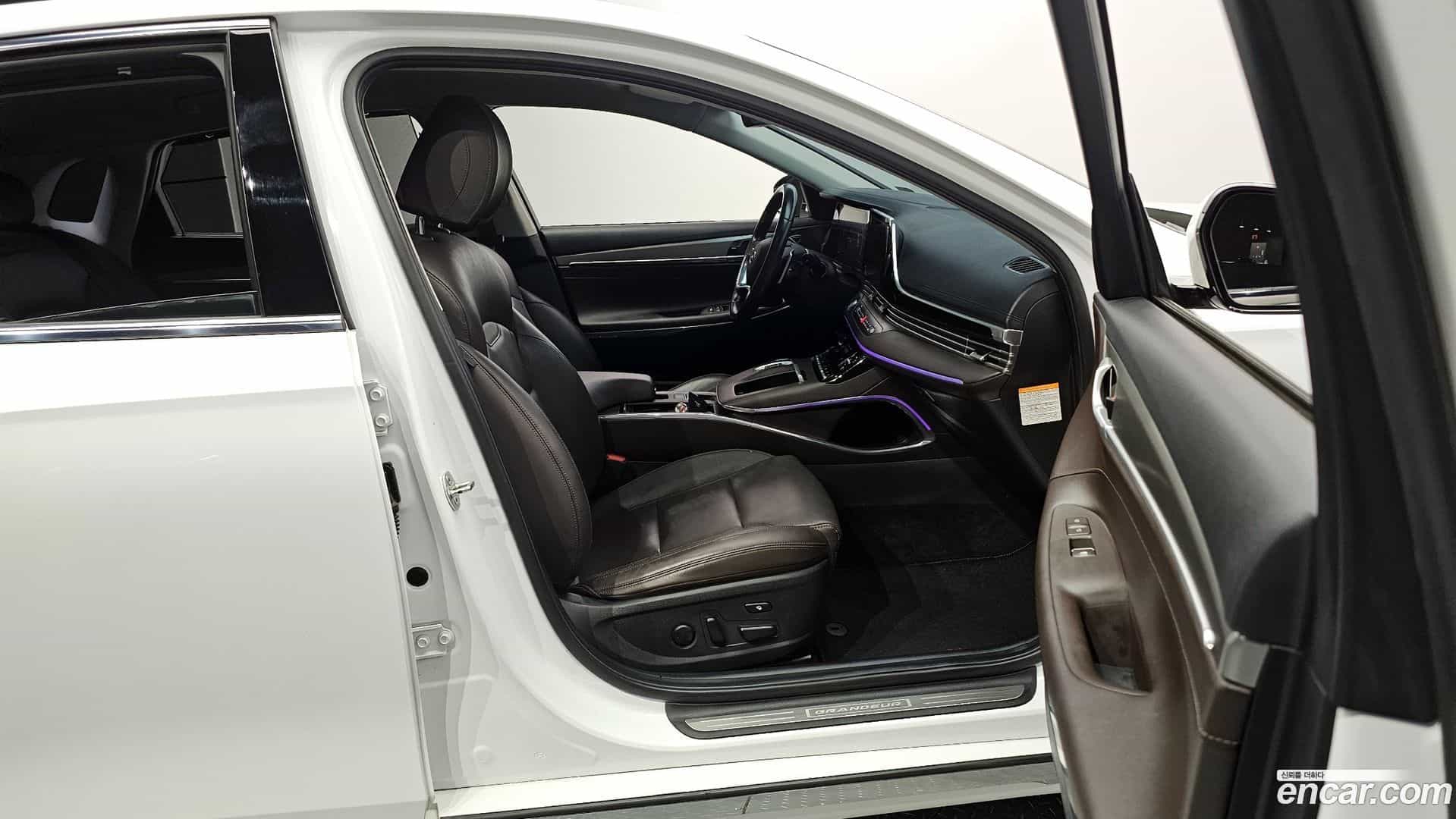 Grandeur Hyundai 2020.9-OPTION-015