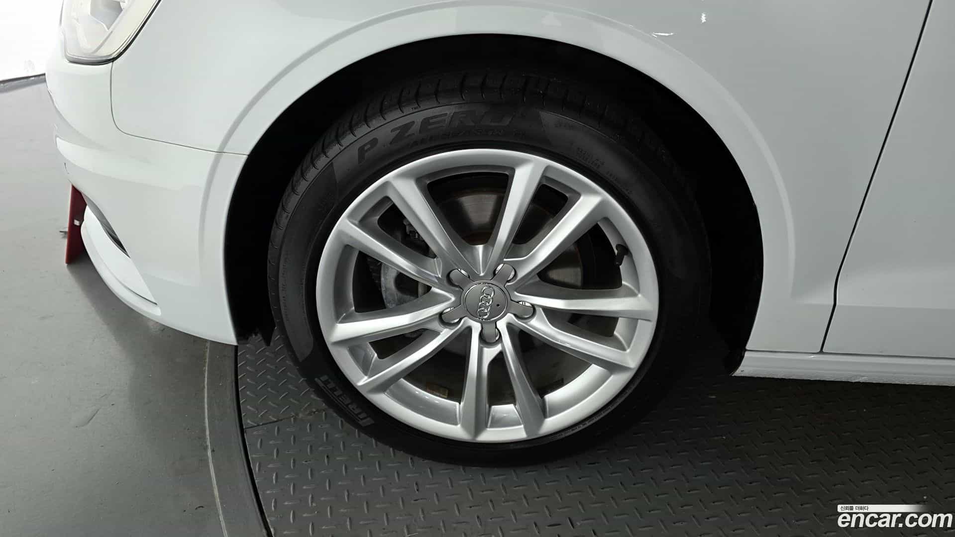A3 Audi 2015.11-OUTER-005