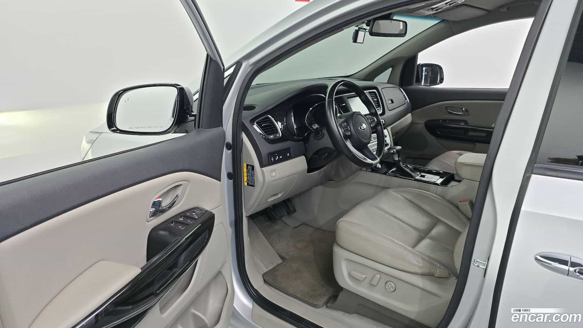 Canival Kia 2019.11-INNER-010