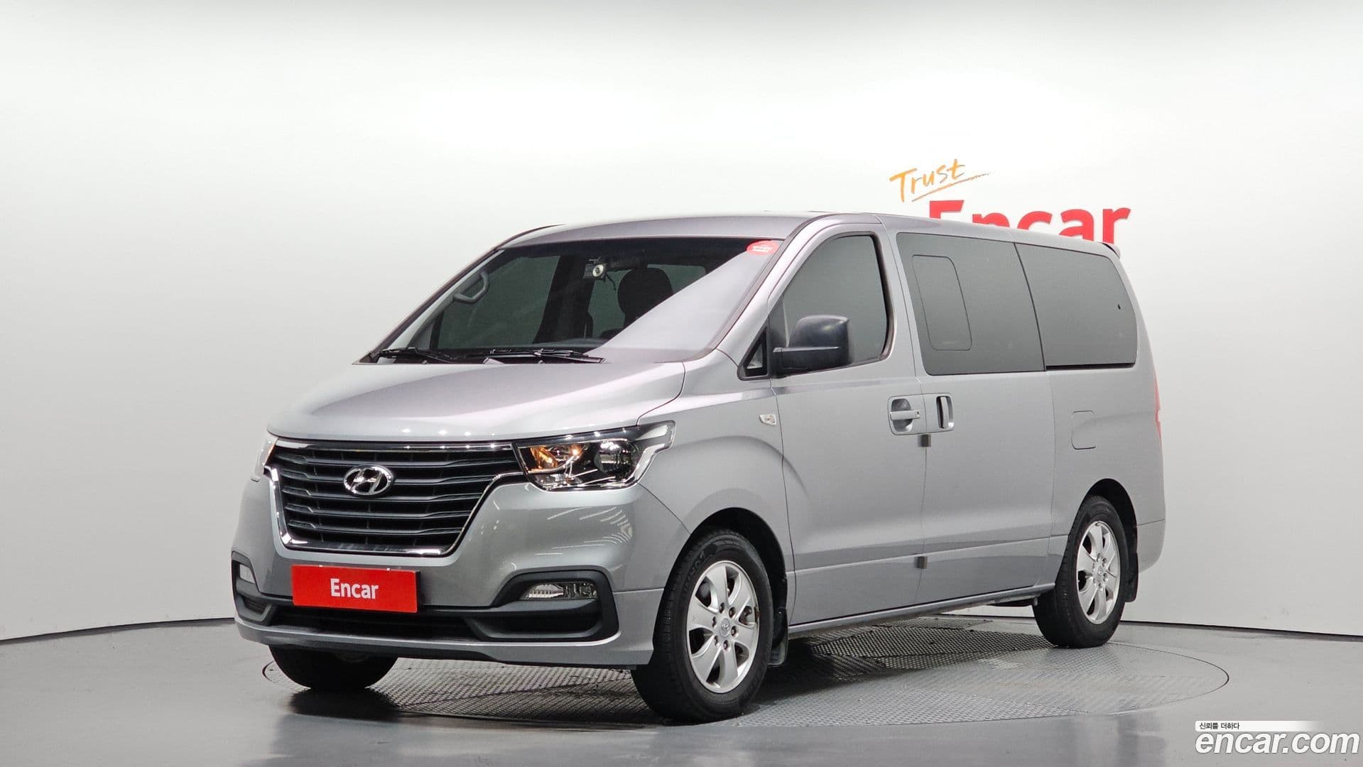 Main__Slider__Photo:Starex Hyundai 2019.7-0