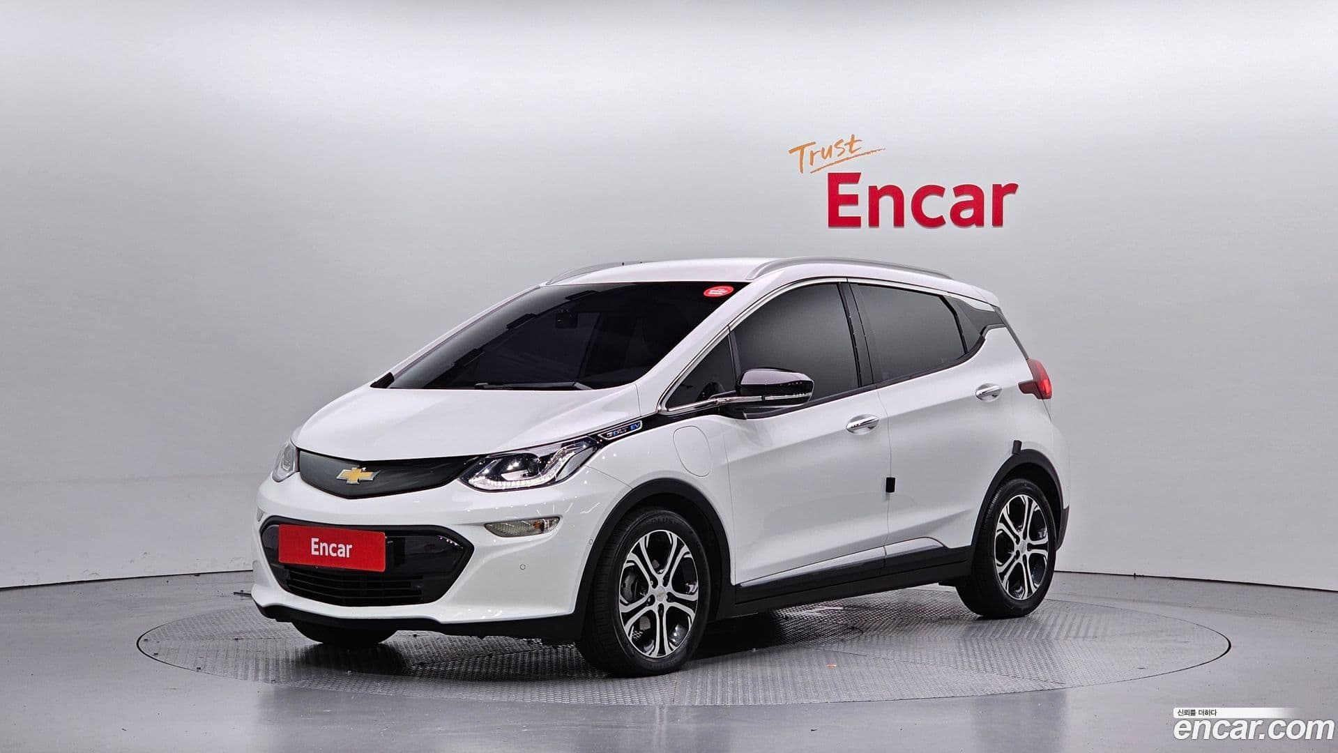 Main__Slider__Photo:Bolt EV Chevrolet 2019.11-0