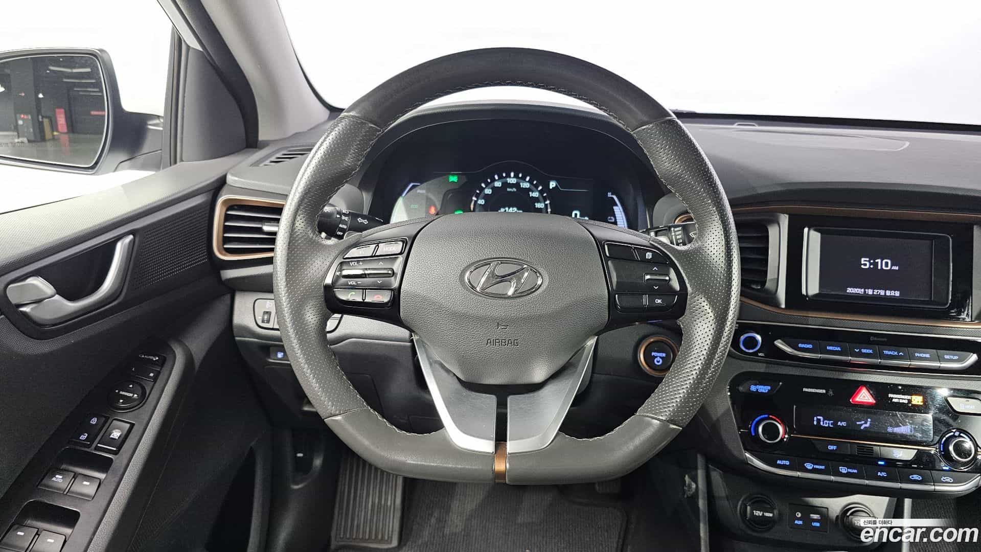 Ioniq Hyundai 2017.11-OPTION-019