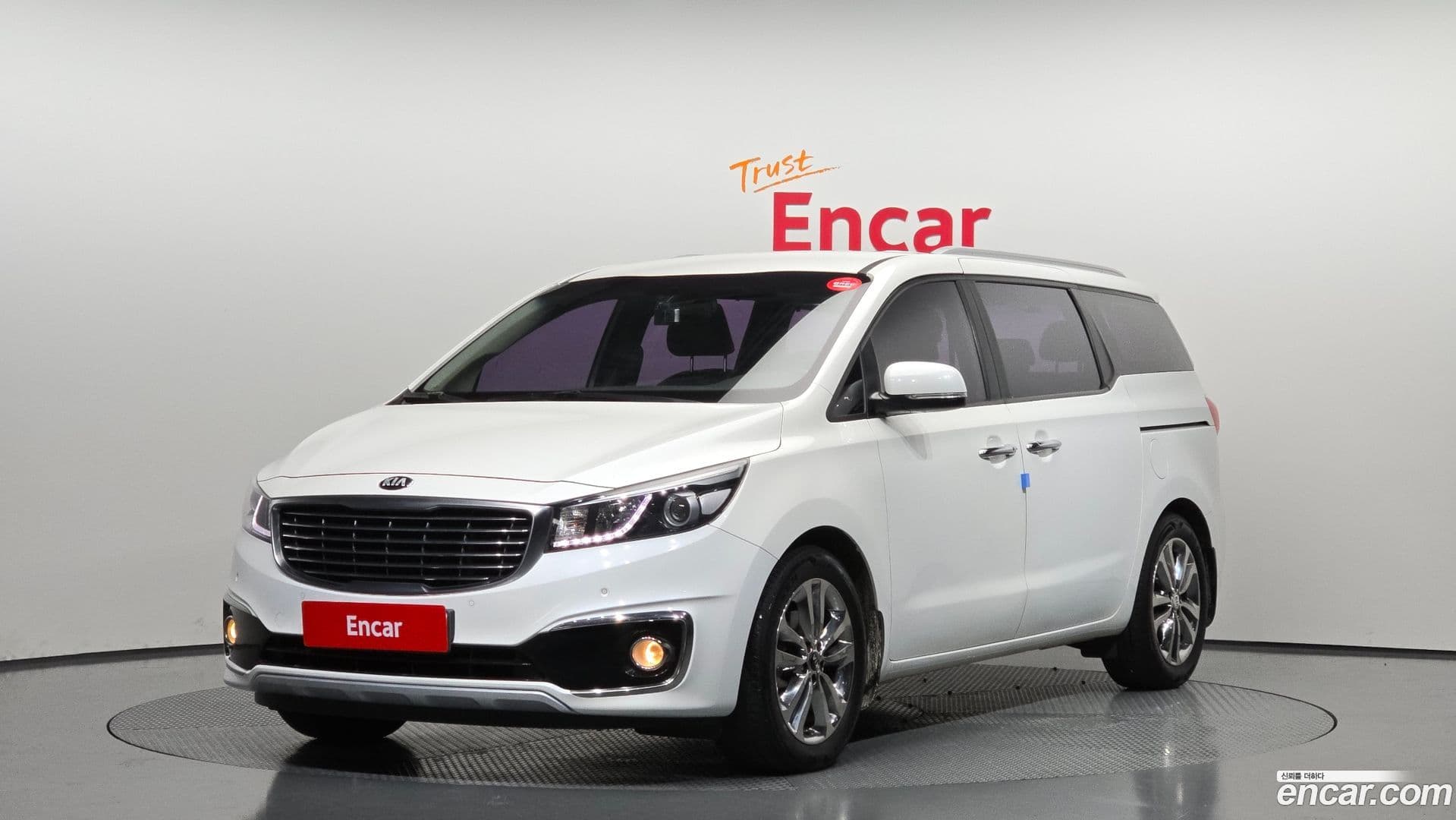 Main__Slider__Photo:Canival Kia 2015.6-0