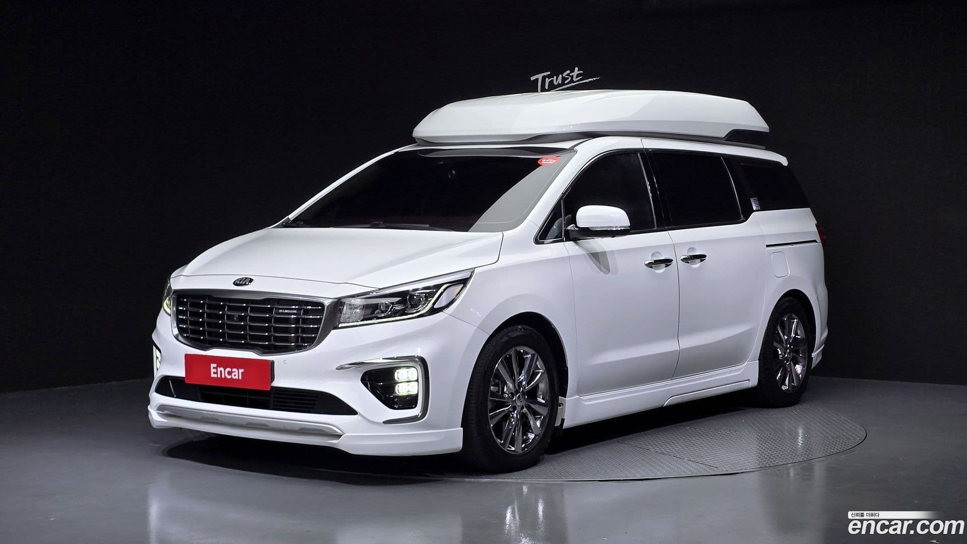 Main__Slider__Photo:Canival Kia 2020.1-0