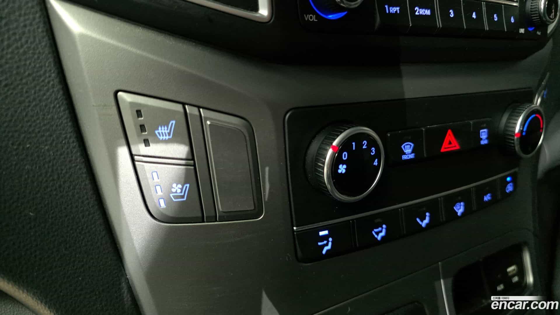Starex Hyundai 2018.9-OPTION-021