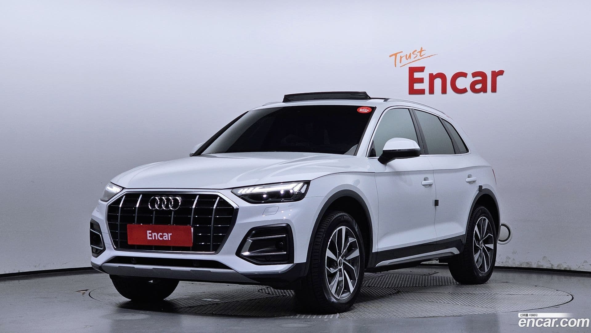 Main__Slider__Photo:Q5 Audi 2023.11-0