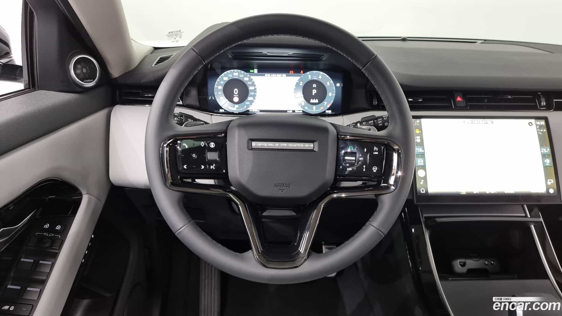 Range Rover Evoque Land Rover 2025.0-OPTION-017