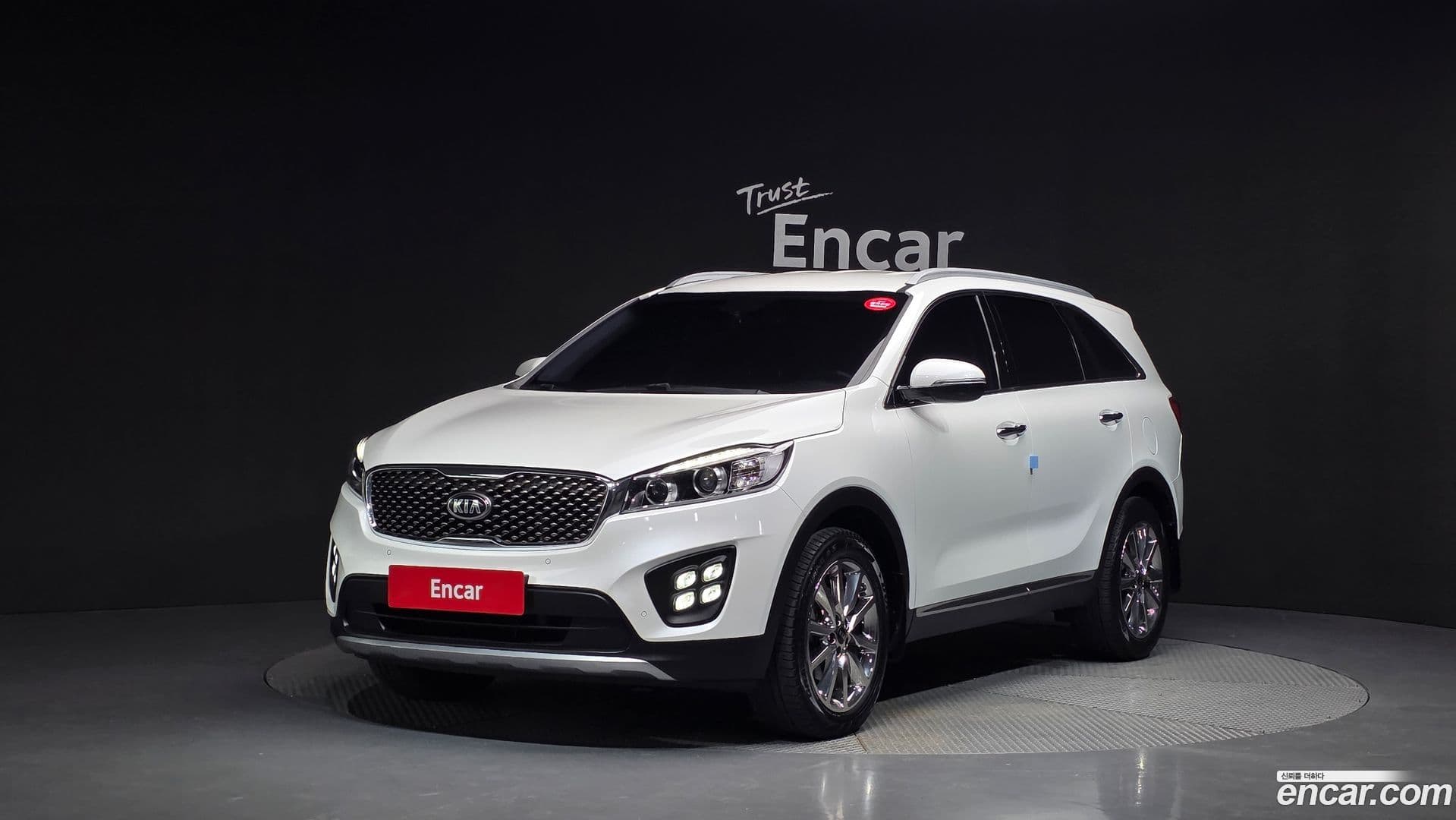 Main__Slider__Photo:Sorento Kia 2016.6-0