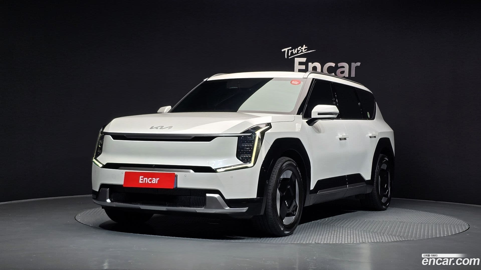 Main__Slider__Photo:EV9 Kia 2023.8-0