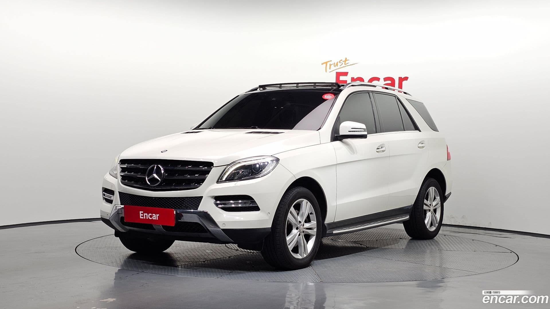 Main__Slider__Photo:M-class Mercedes-Benz 2012.11-0
