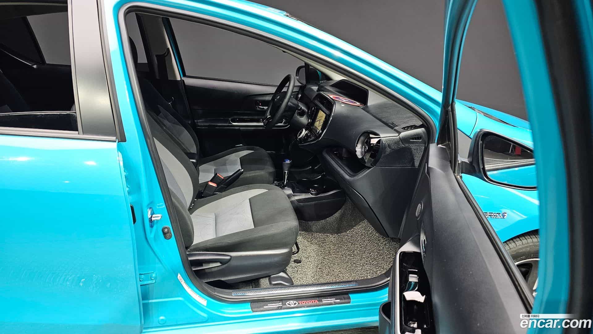 Prius Toyota 2018.8-OPTION-016
