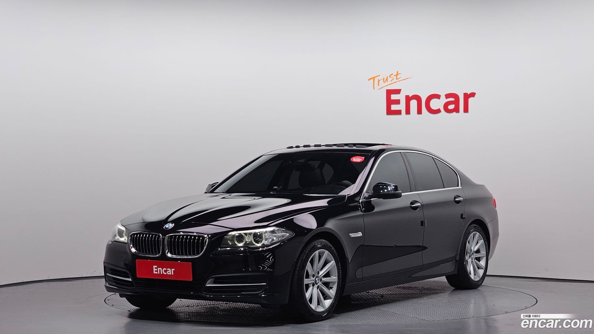Main__Slider__Photo:5-Series BMW 2014.1-0