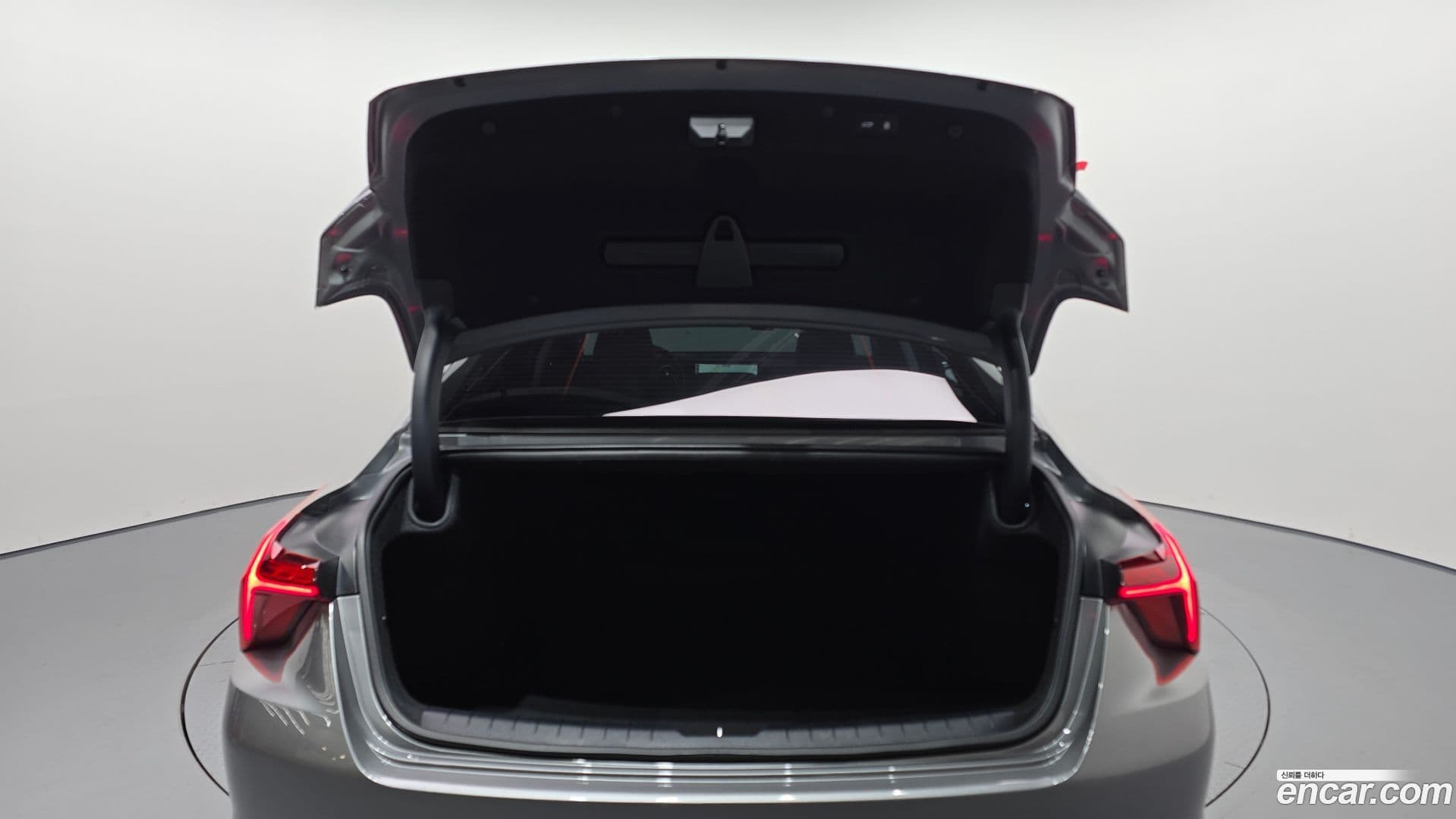 Main__Slider__Photo:K8 Kia 2022.9-19