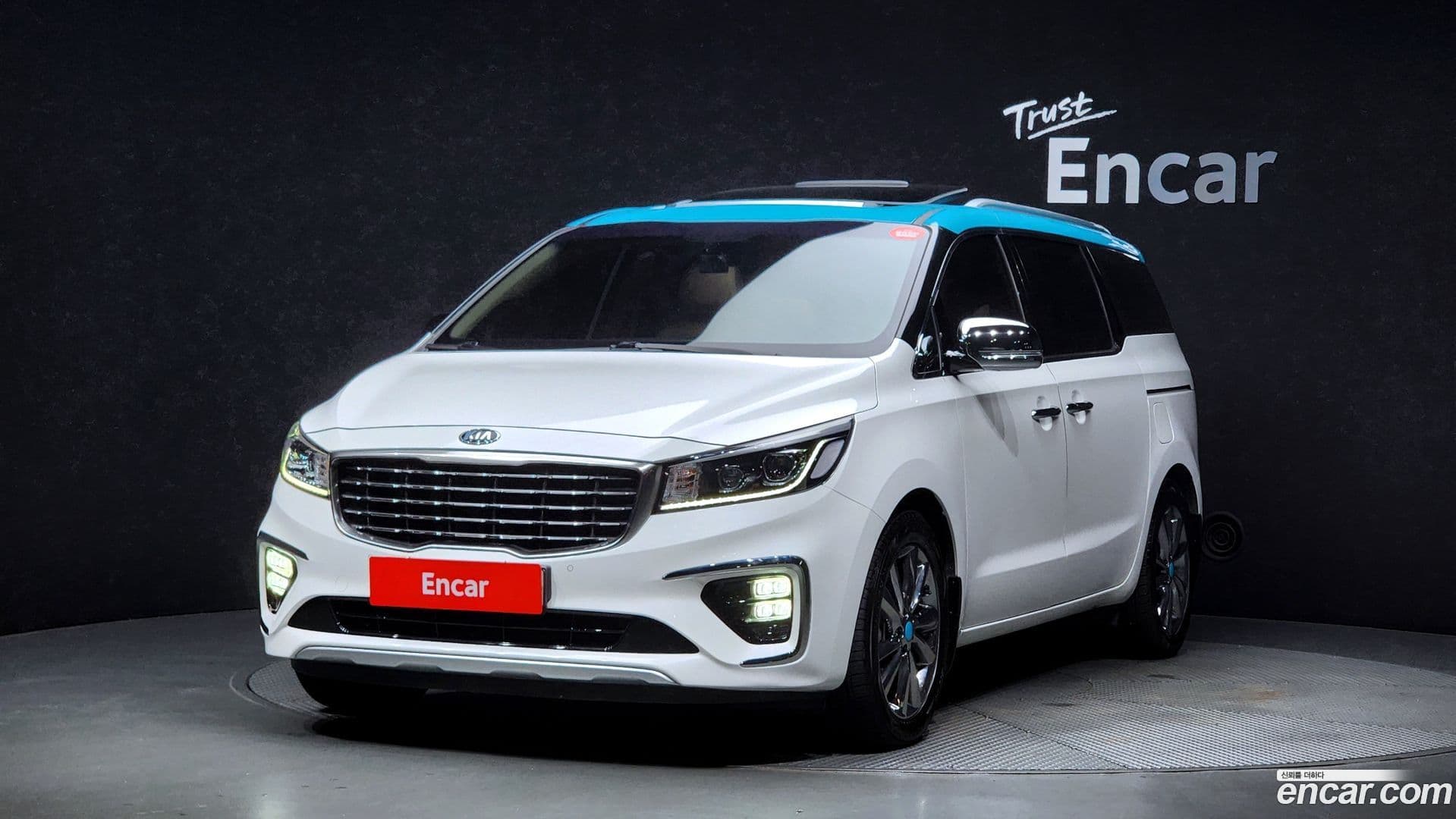 Main__Slider__Photo:Canival Kia 2020.5-0