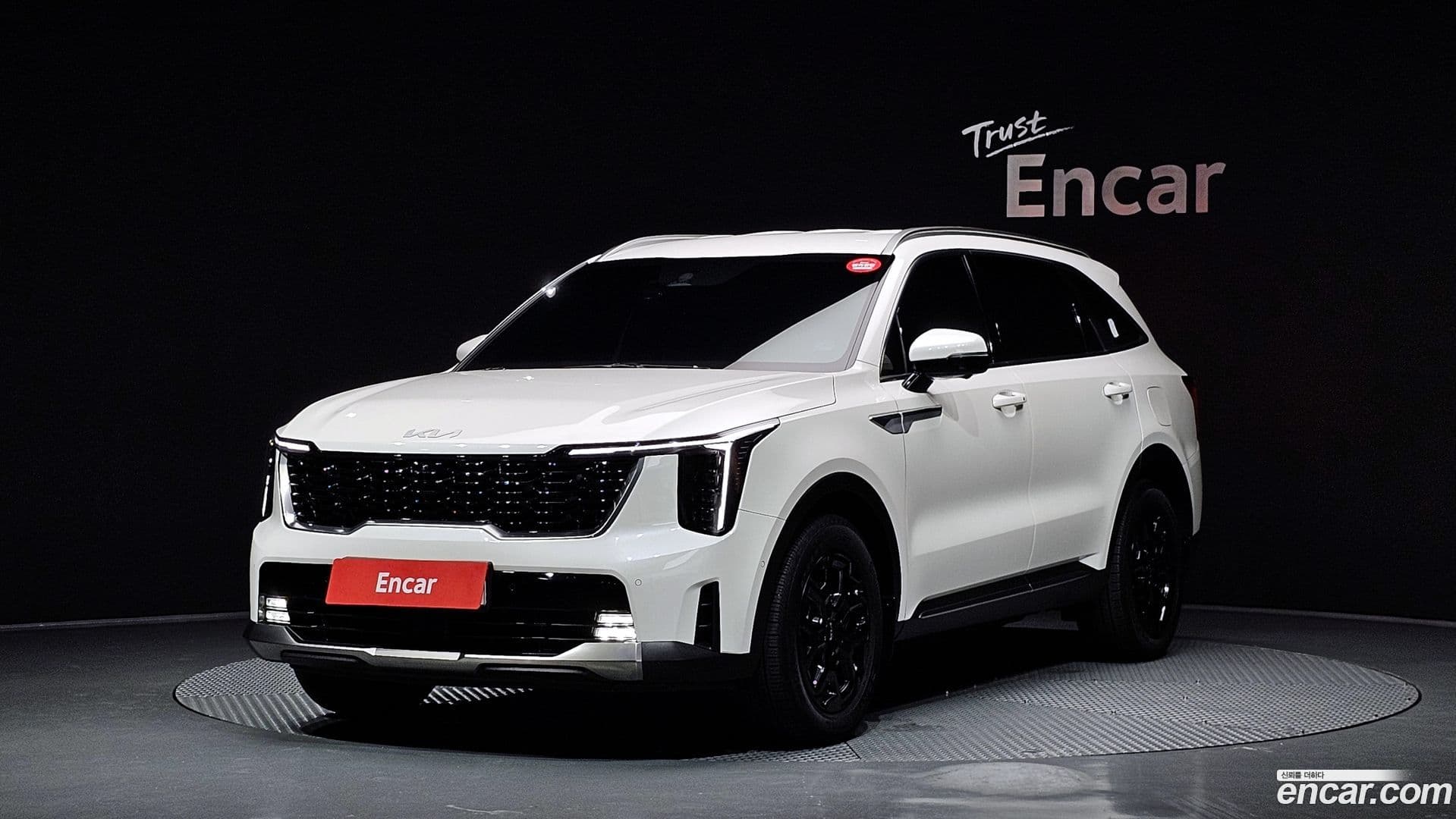 Main__Slider__Photo:Sorento Kia 2023.8-0