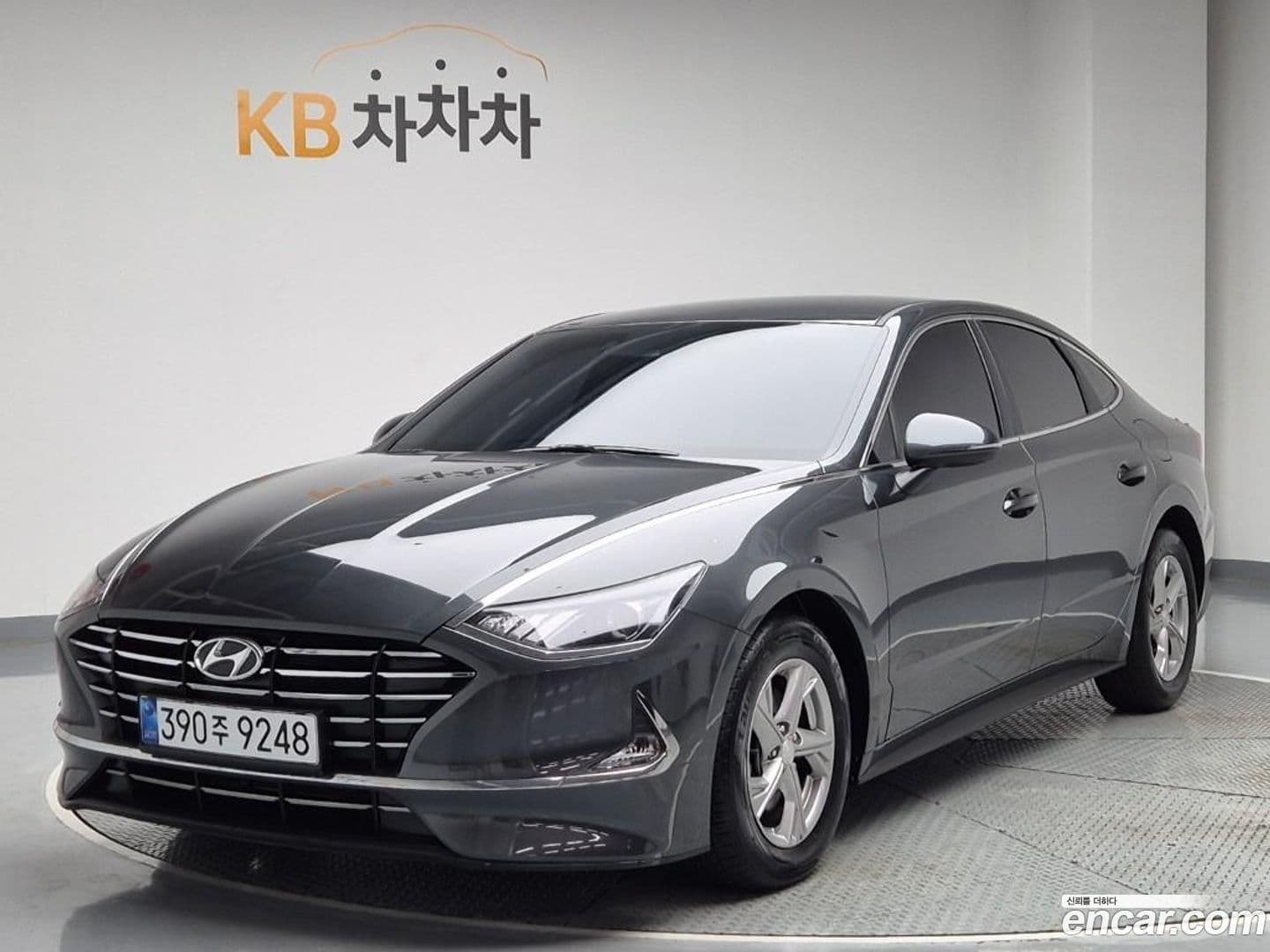 Main__Slider__Photo:Sonata Hyundai 2020.4-0