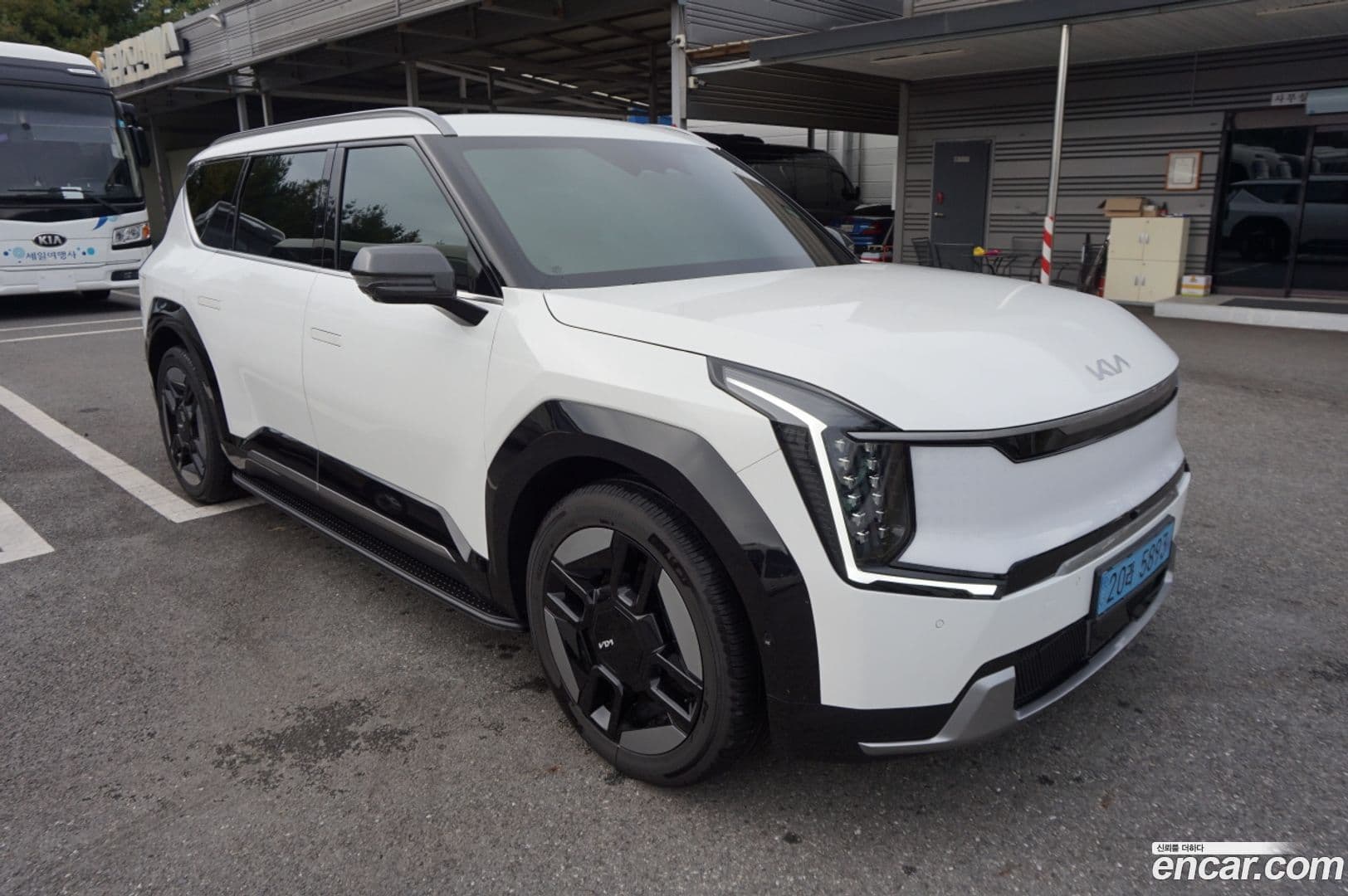Main__Slider__Photo:EV9 Kia 2023.6-0