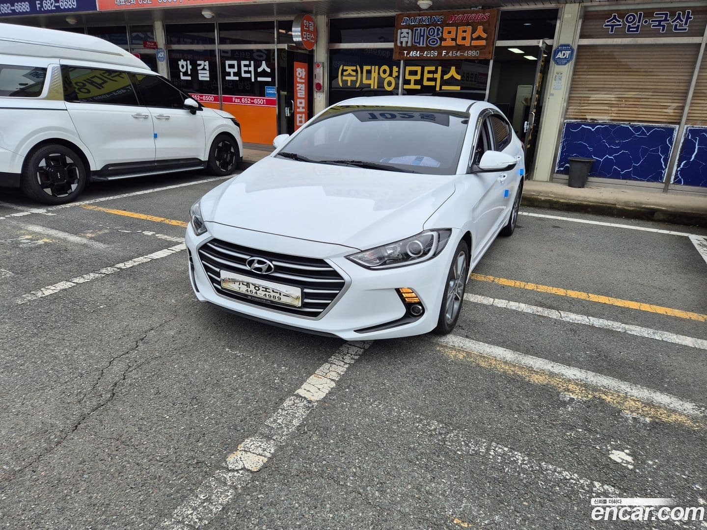Main__Slider__Photo:AVANTE Hyundai 2017.0-0