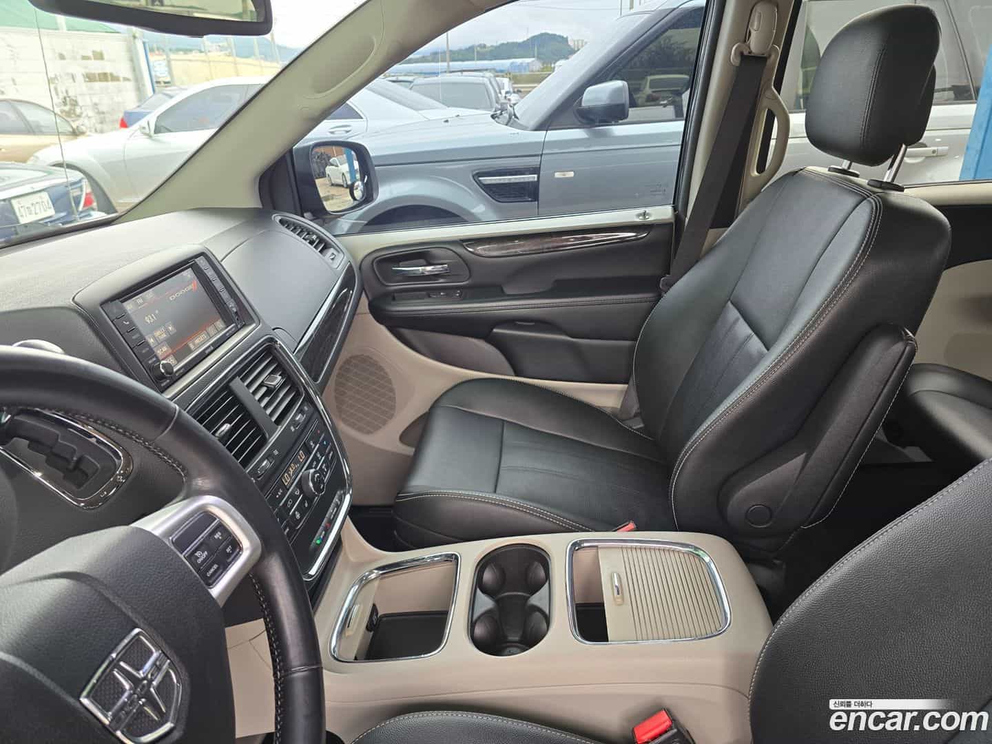 Grand Caravan Dodge 2019.11-OPTION-016