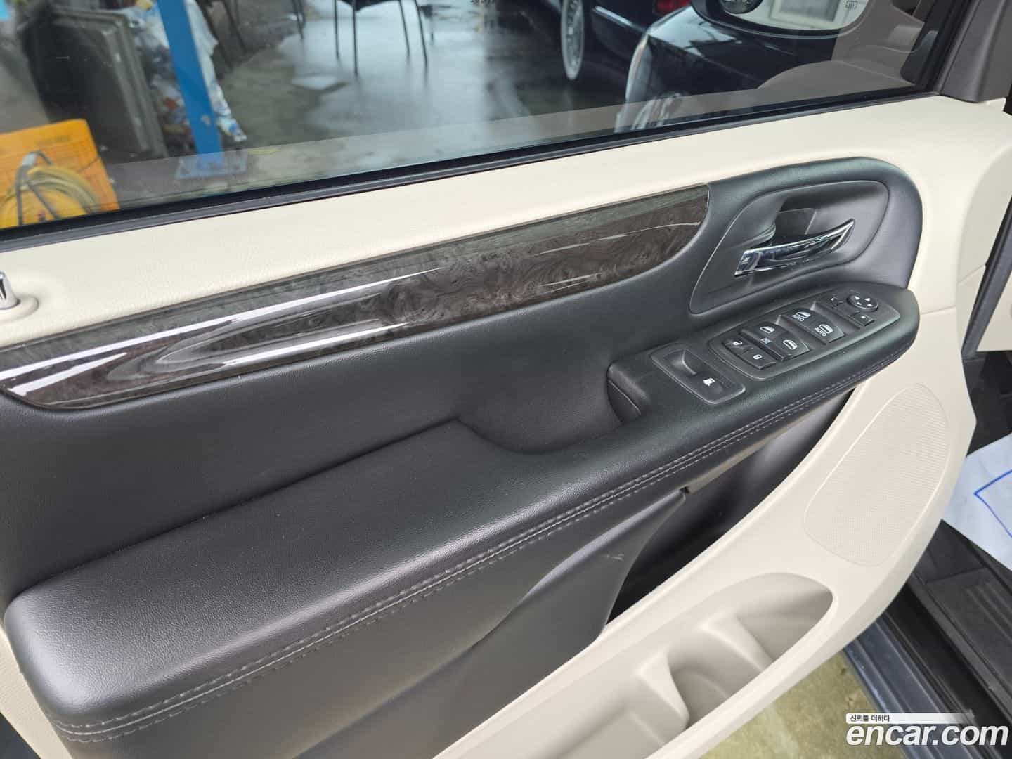 Grand Caravan Dodge 2019.11-OPTION-021