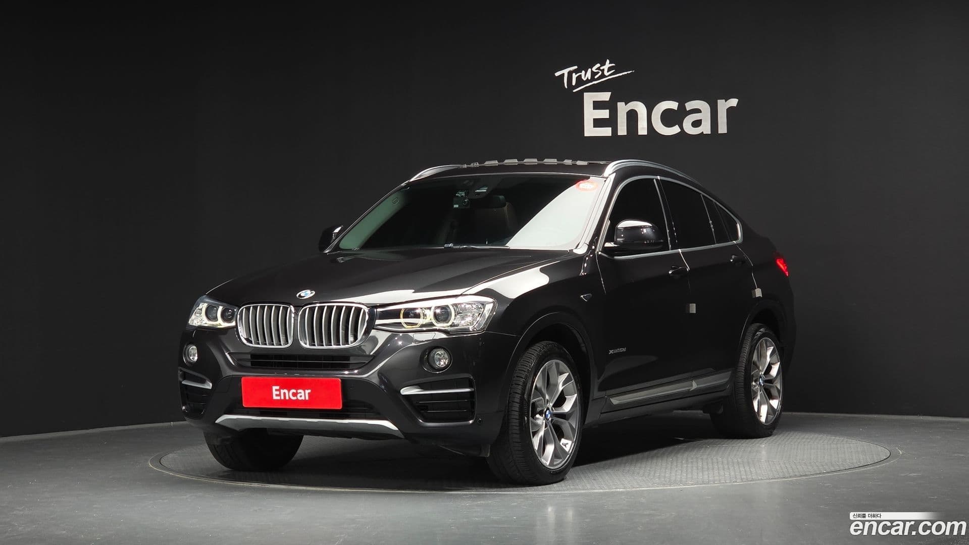 Main__Slider__Photo:X4 BMW 2017.3-0