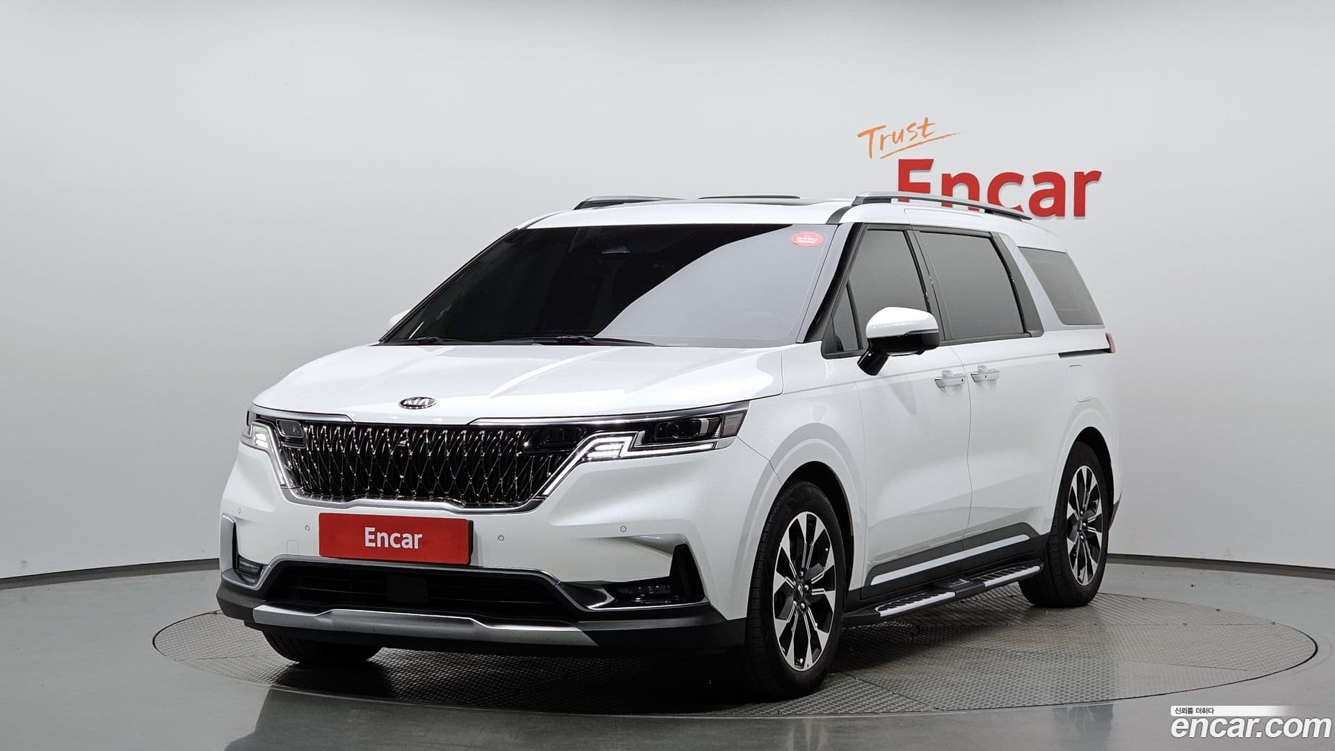 Main__Slider__Photo:Canival Kia 2020.10-0