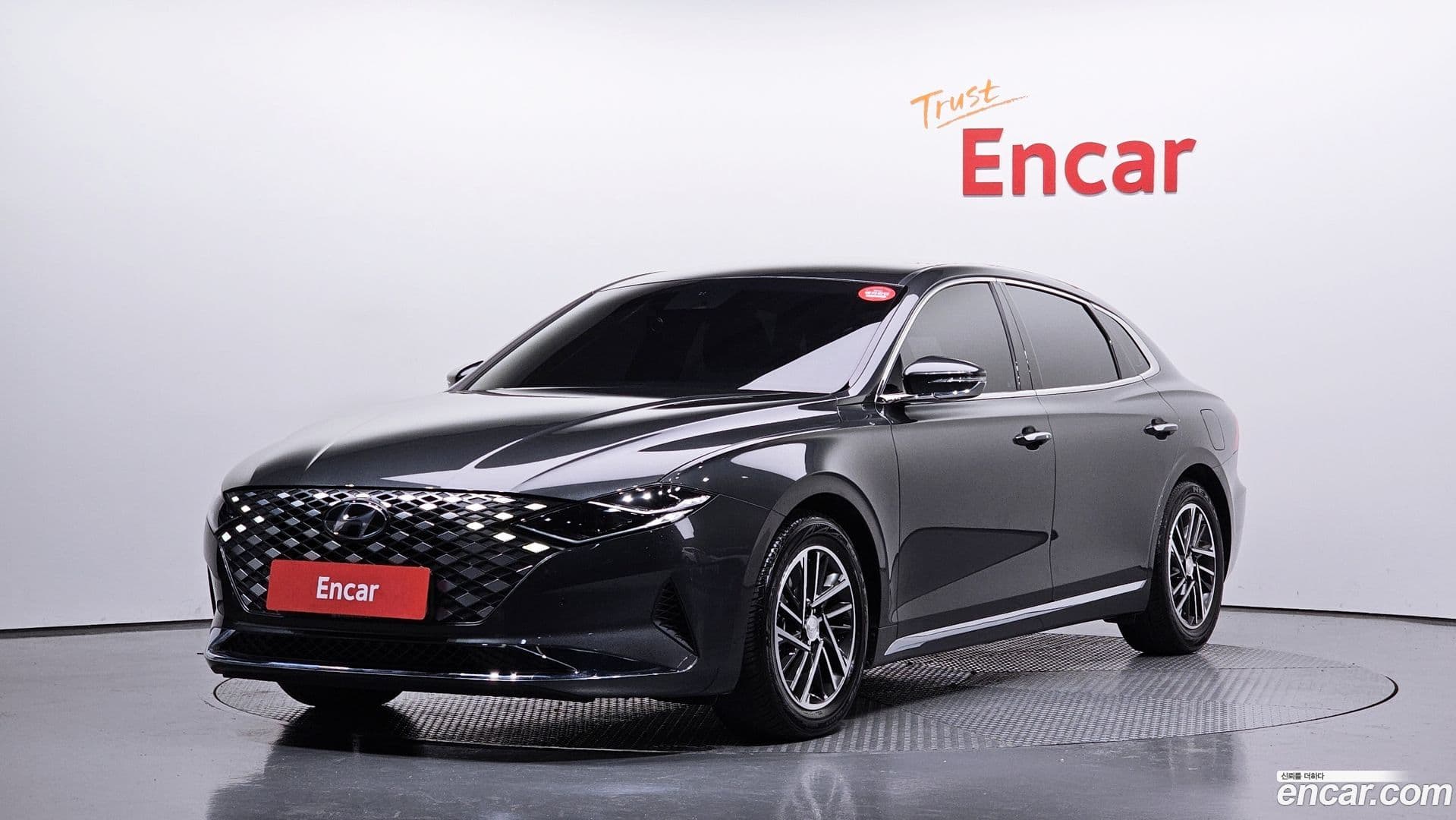 Main__Slider__Photo:Grandeur Hyundai 2020.2-0
