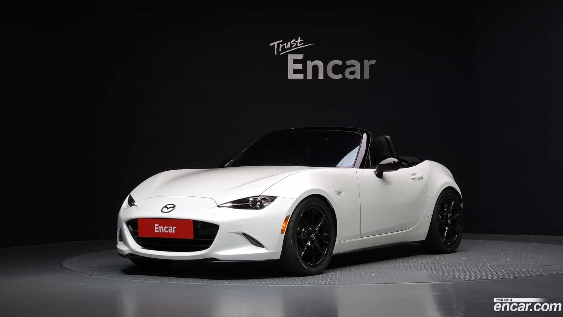 MX-5 Miata Mazda 2021.8-OUTER-001