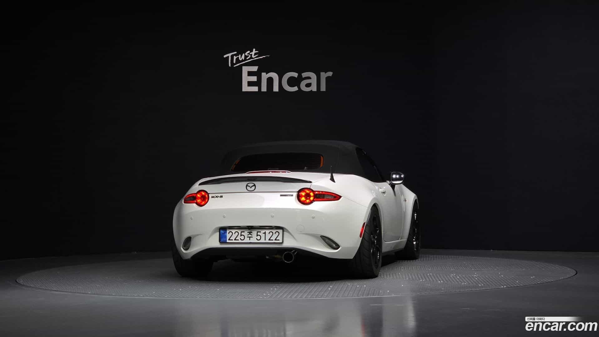 MX-5 Miata Mazda 2021.8-OUTER-004