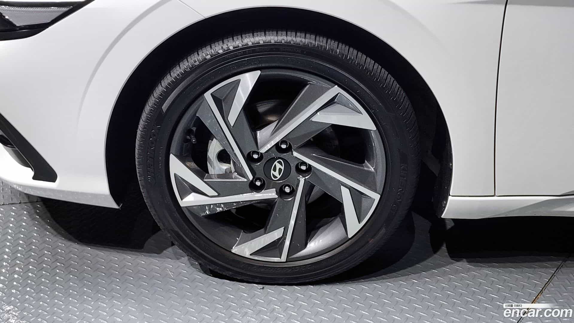 AVANTE Hyundai 2023.8-OUTER-005