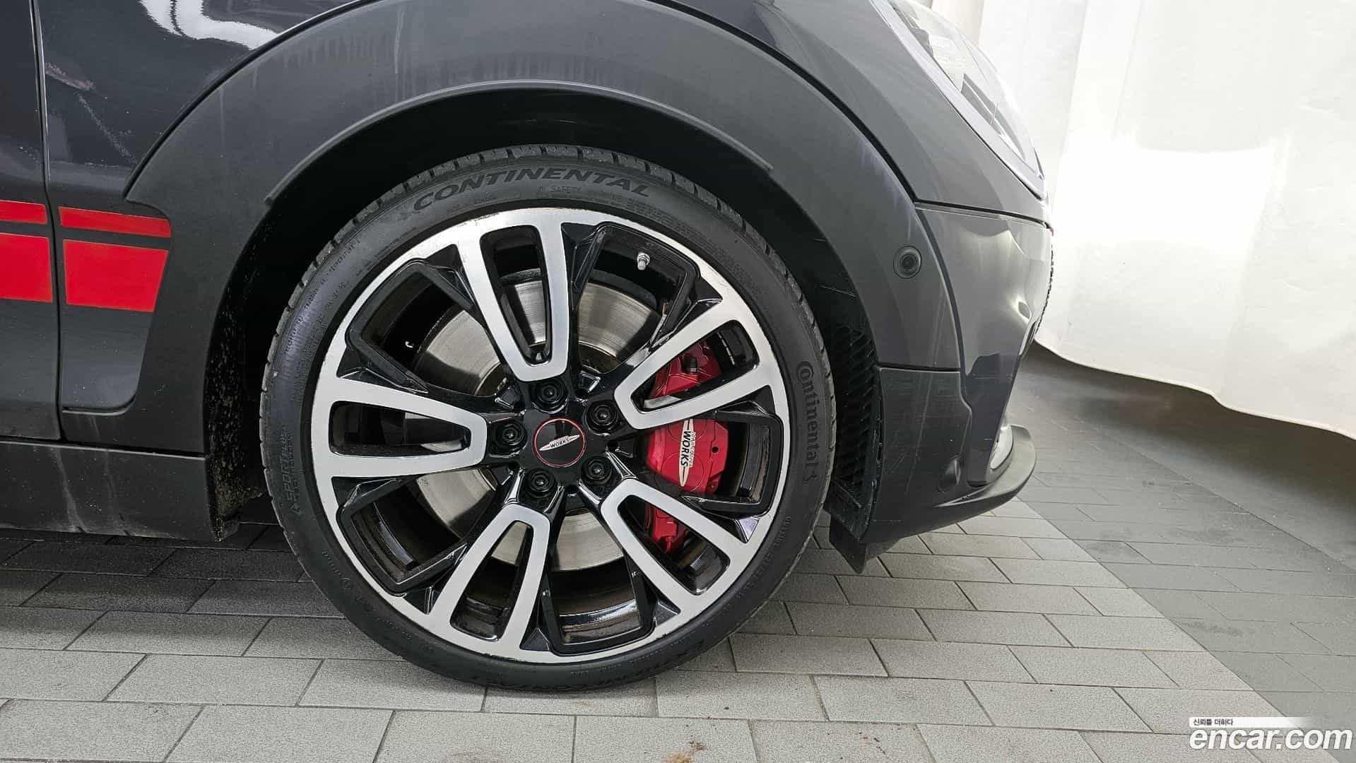 Clubman Mini 2020.11-OUTER-005